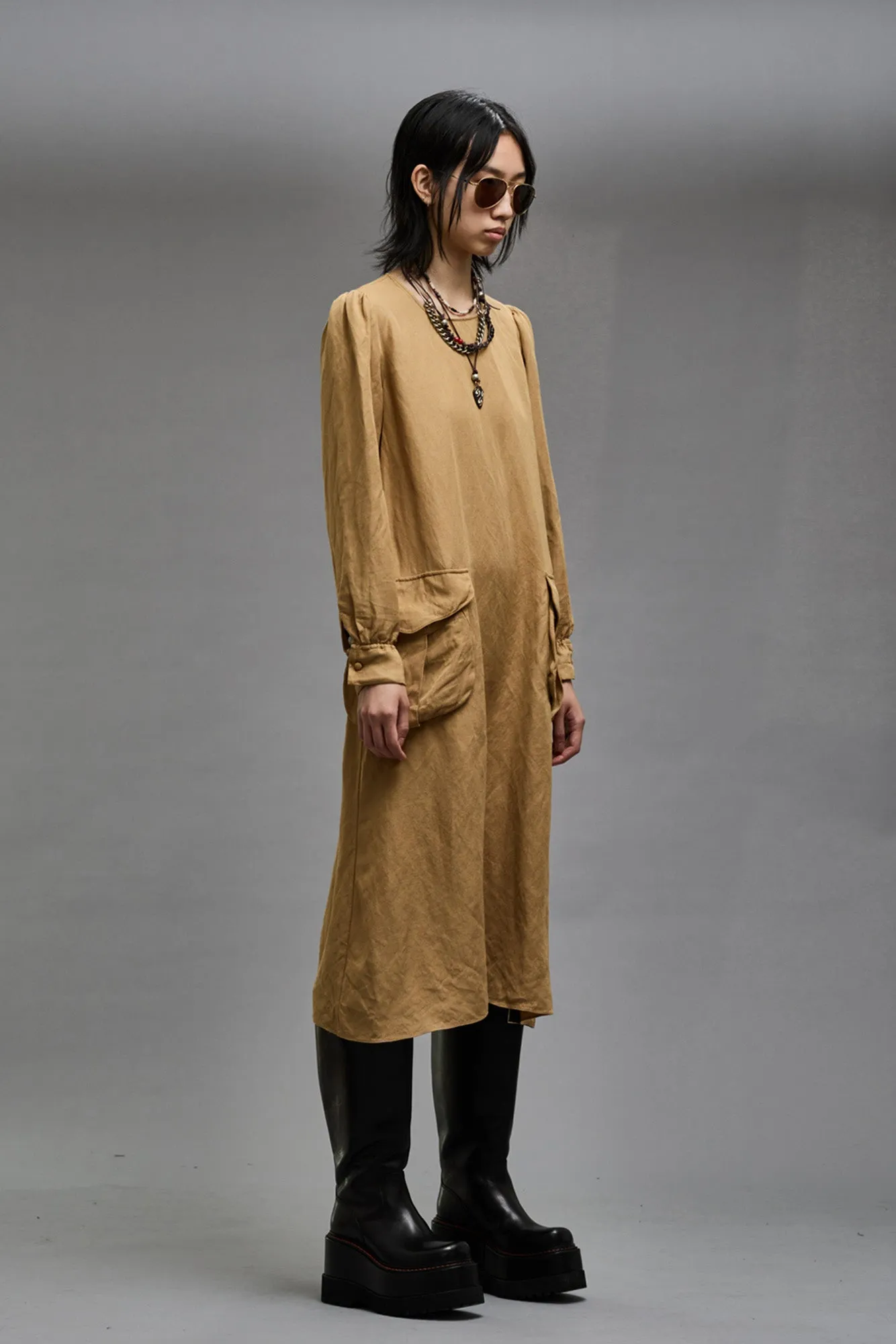 BELLOW POCKET DRESS - KHAKI sold by R13 product image thumbnail 3