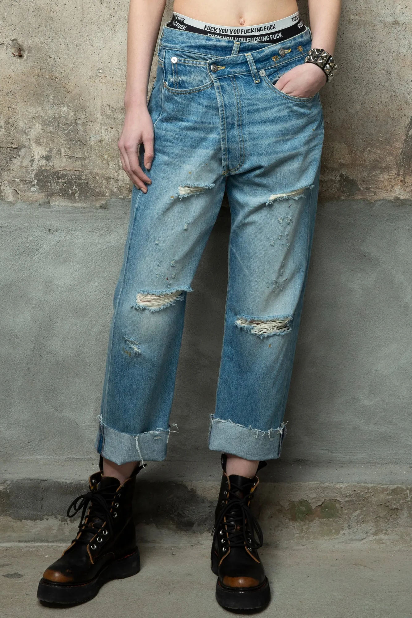 CROSSOVER JEAN - DISTRESSED EMORY sold by R13