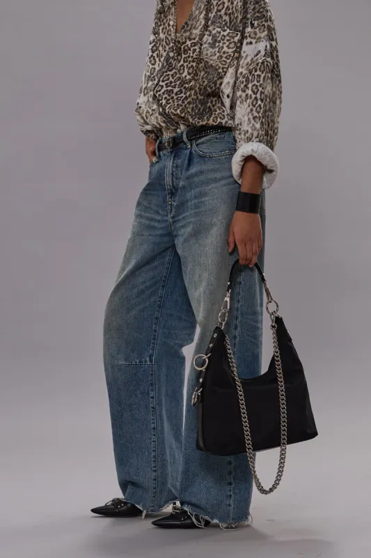 WAYNE ARTICULATED KNEE JEAN - LENA BLUE sold by R13