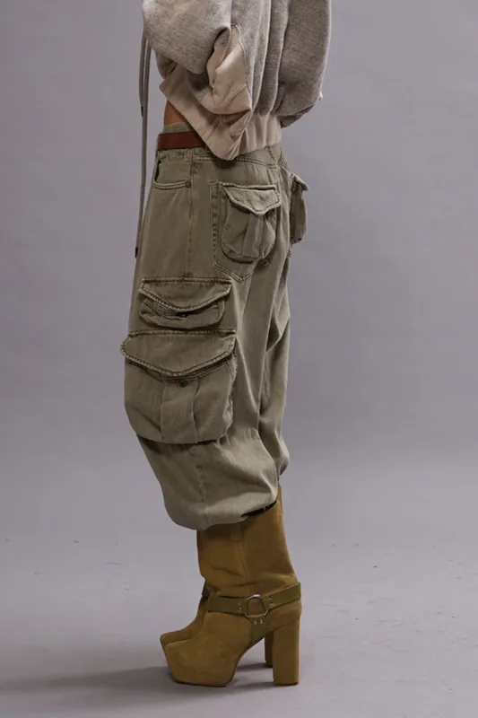 CROPPED MULTI POCKET CARGO - OLIVE GREEN GARMENT DYE sold by R13