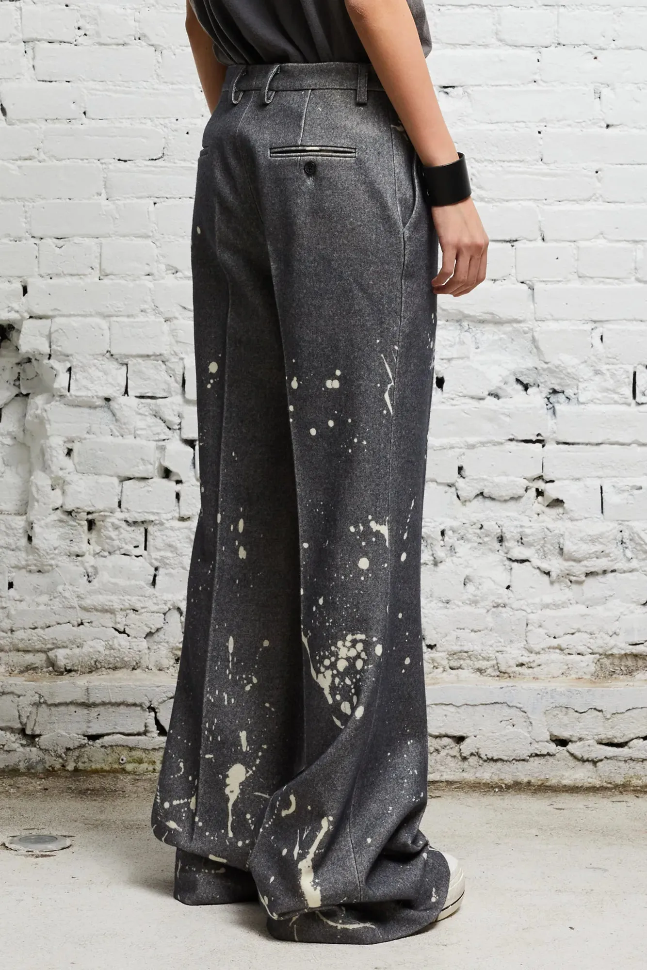 RELAXED TROUSER - GREY PAINT SPLATTER sold by R13 product image thumbnail 4