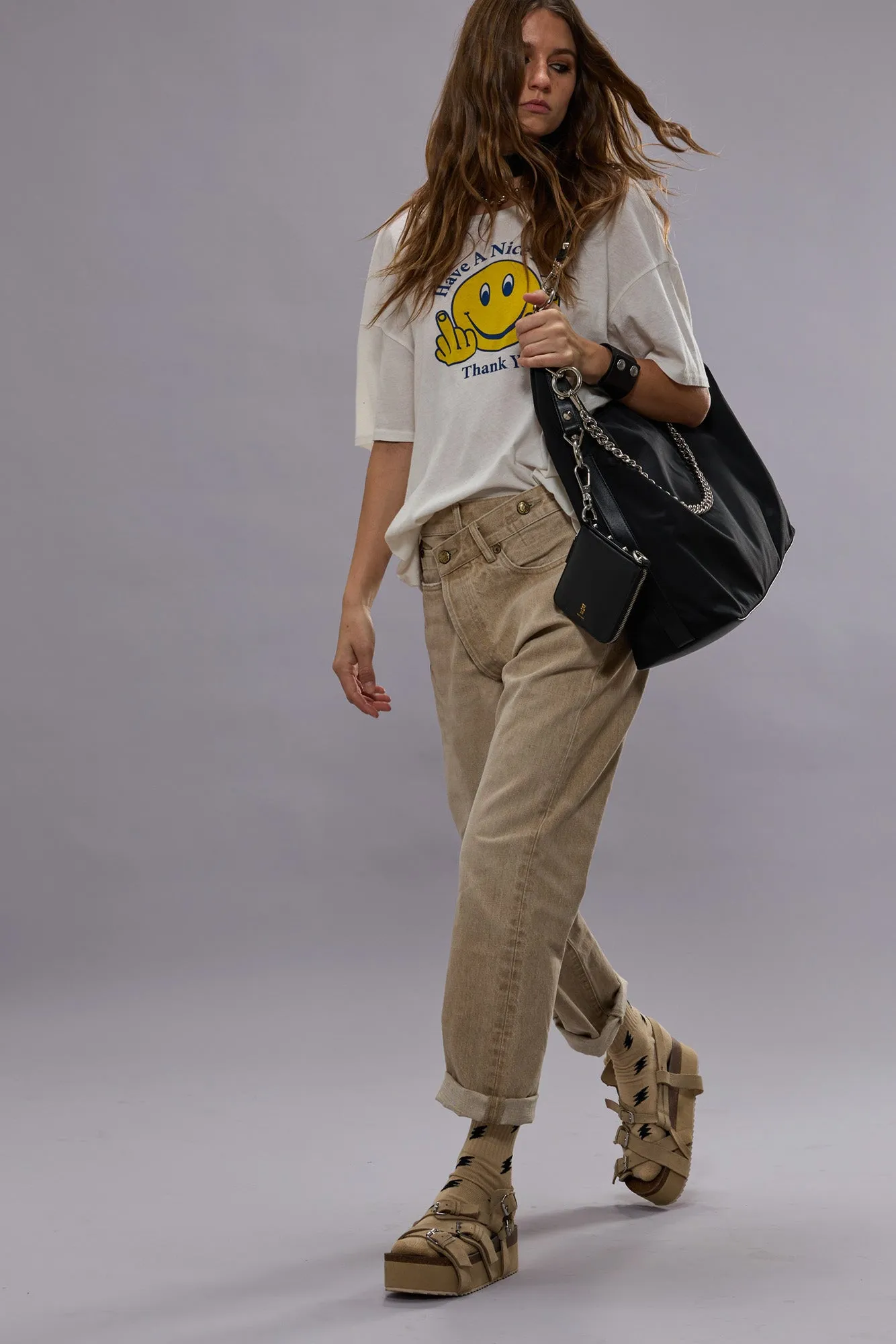 CROSSOVER JEAN - HARLYN KHAKI sold by R13