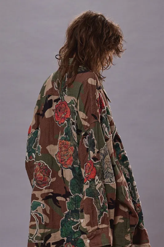 DROP NECK SHIRT - PRINTED CAMO W/ ROSE APPLIQUE sold by R13