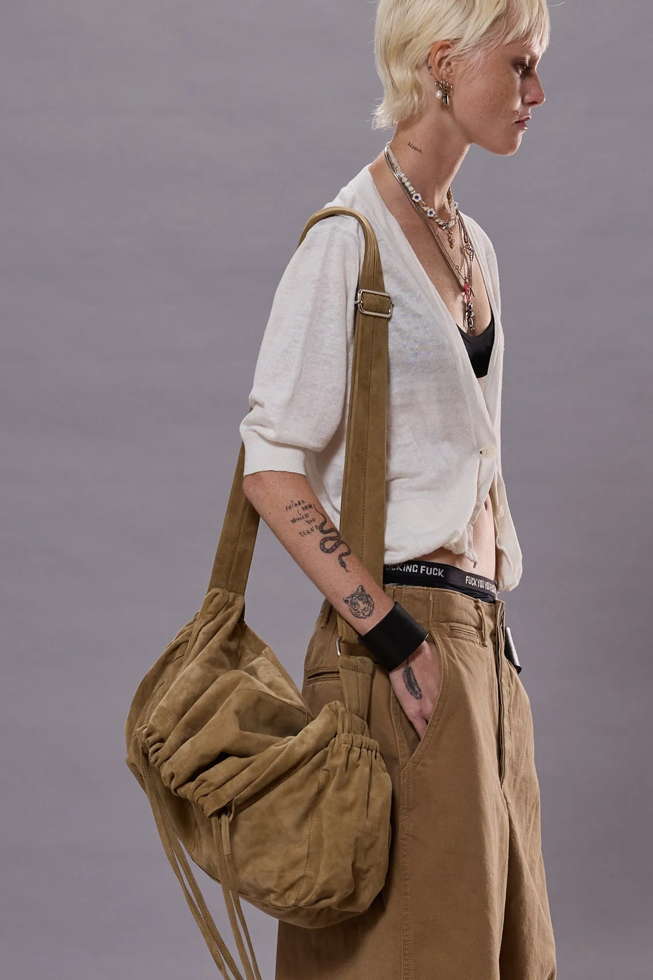 SOFT MESSENGER BAG - KHAKI sold by R13