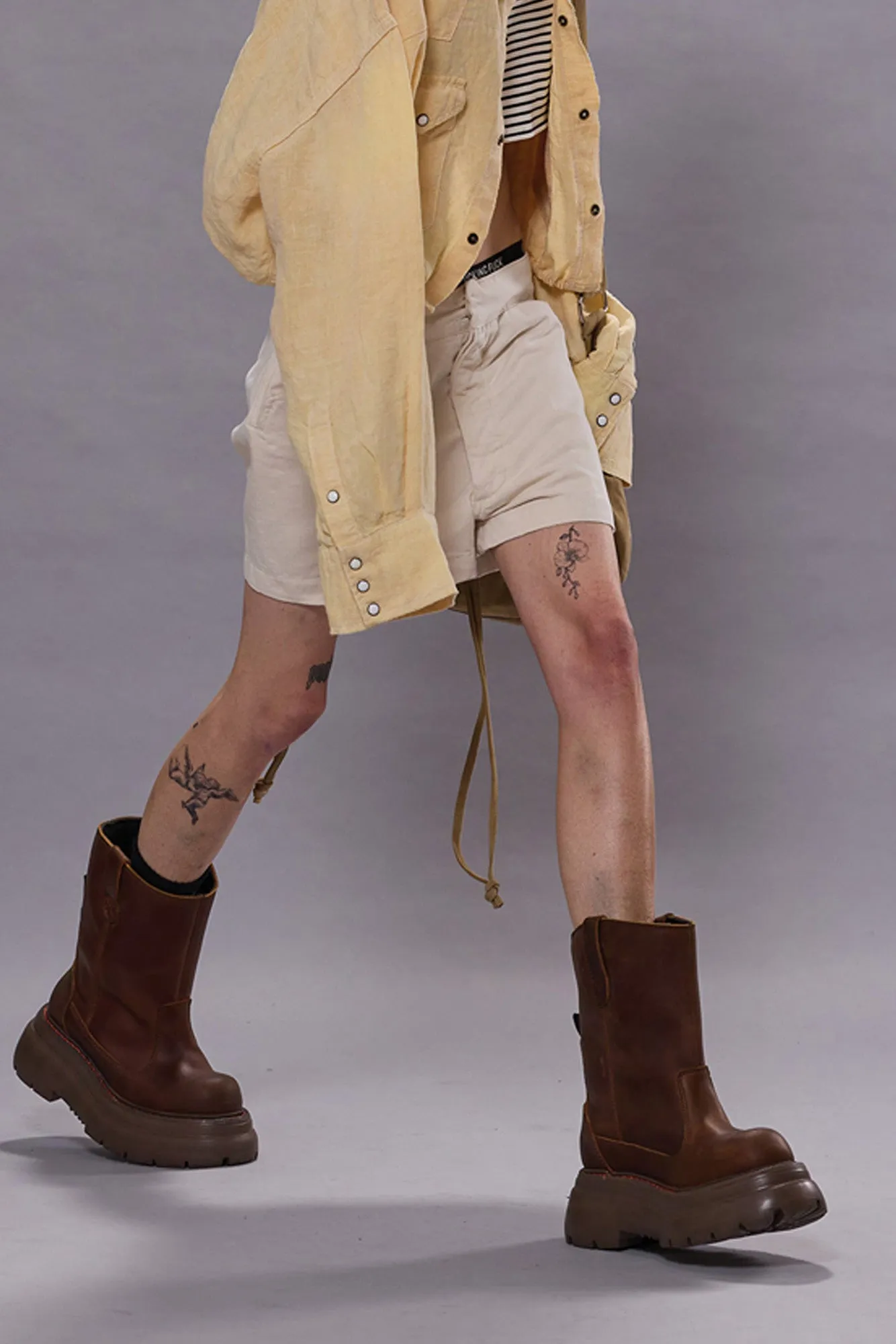 LACE BACK SAILOR SHORT - NATURAL SLUBBY TWILL sold by R13