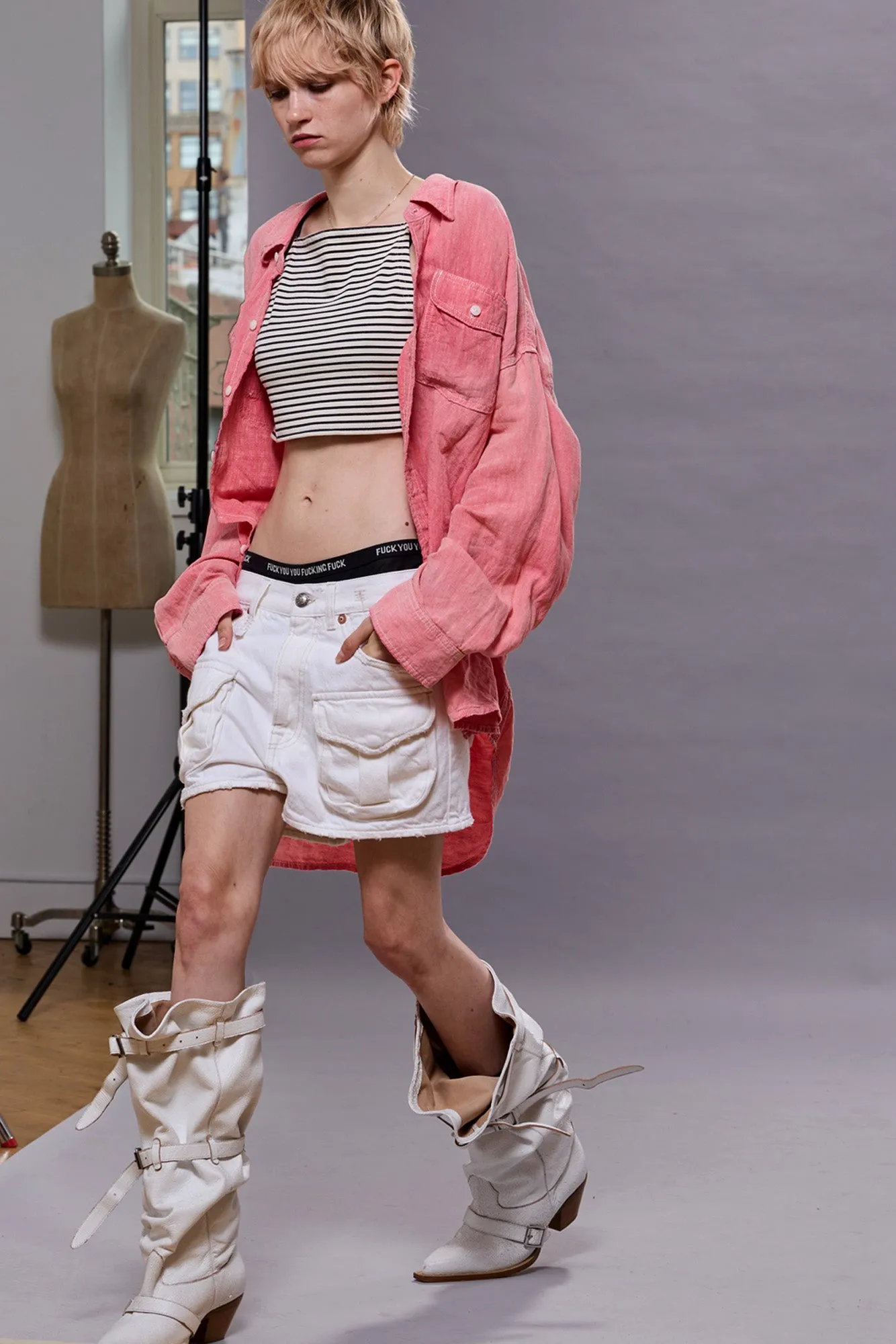 DROP NECK WORK SHIRT - CORAL LINEN CHAMBRAY sold by R13 product image thumbnail 2