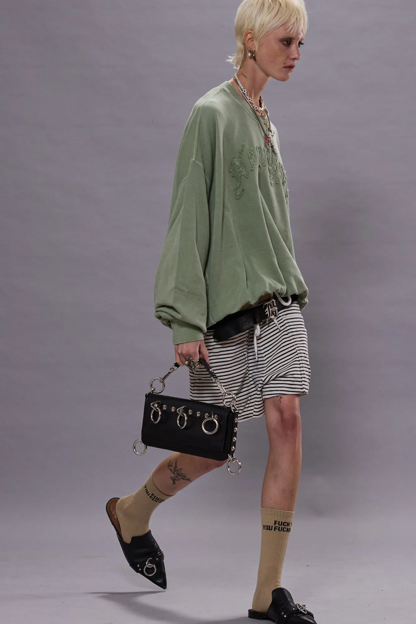 NEW YORK BALLOON CREWNECK - LIGHT OLIVE sold by R13 product image thumbnail 2