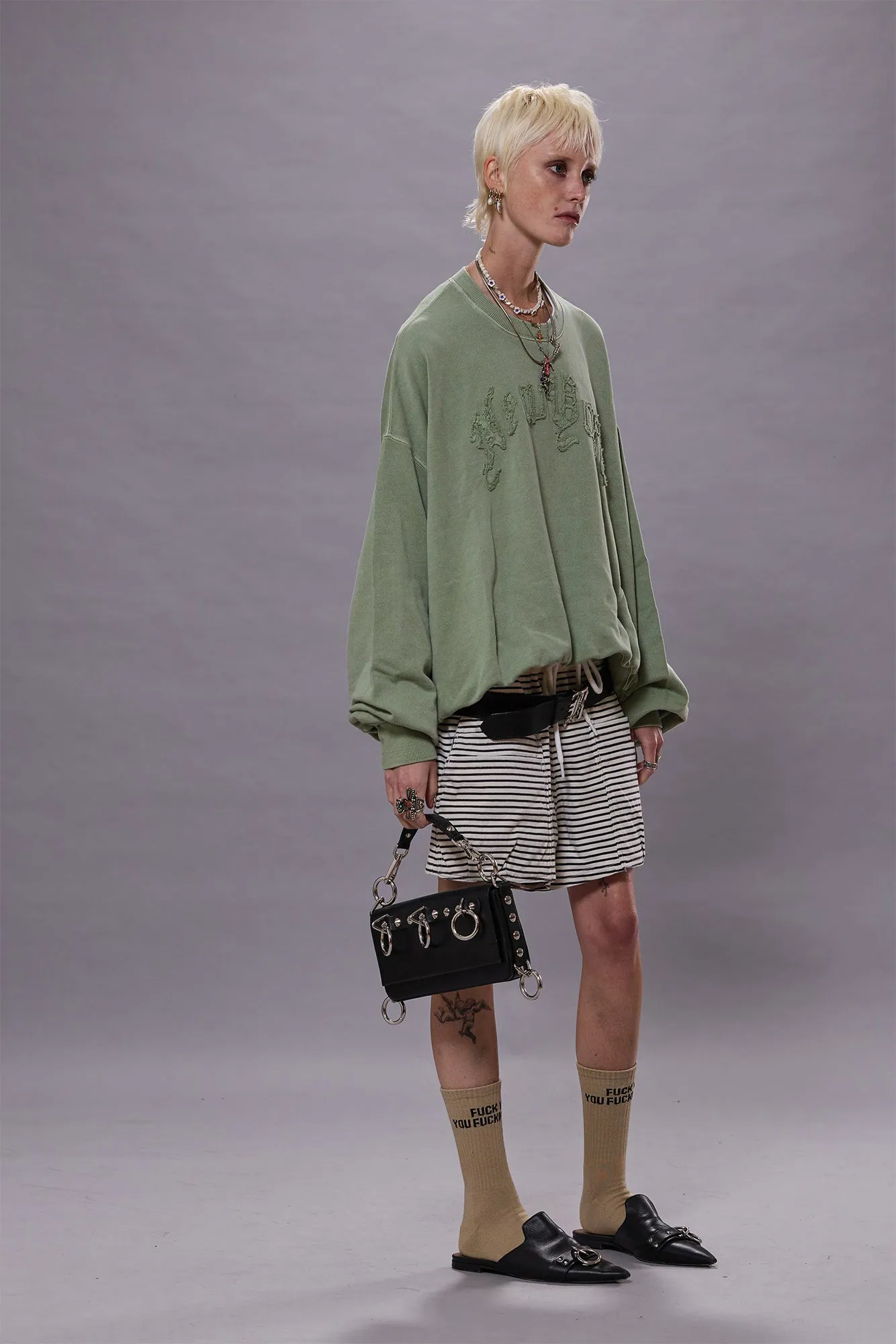 NEW YORK BALLOON CREWNECK - LIGHT OLIVE sold by R13