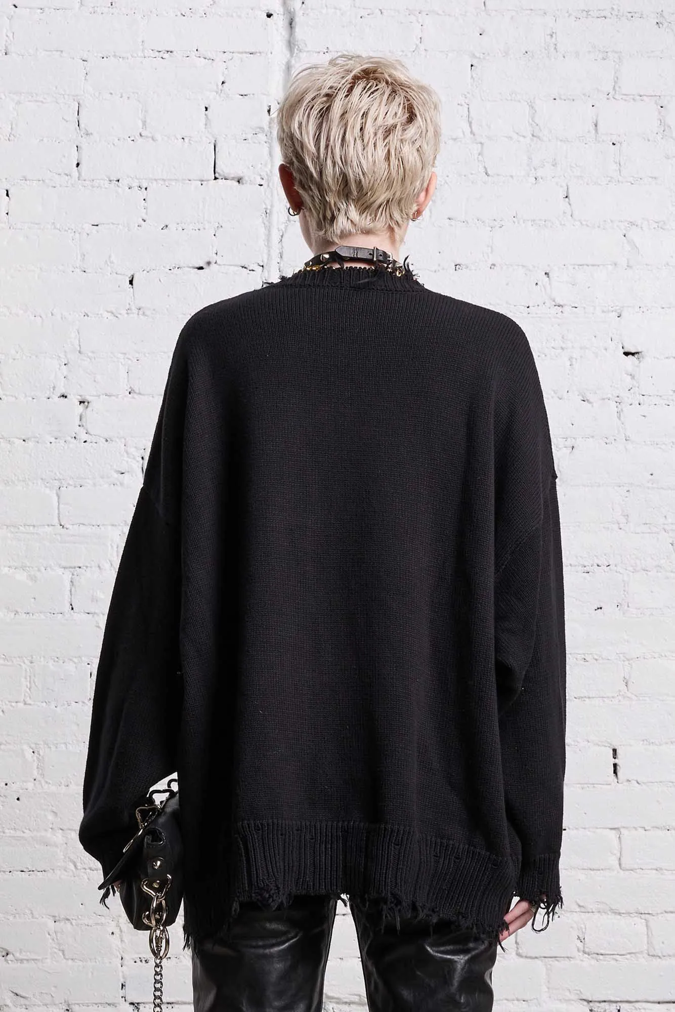 ANGRY CHIHUAHUA OVERSIZED SWEATER - BLACK sold by R13 product image thumbnail 5