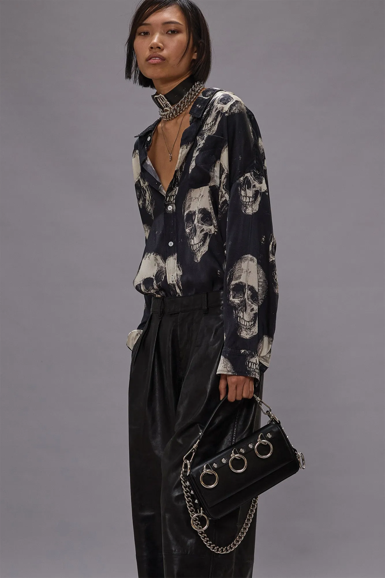 DROP NECK SHIRT - SKULLS ON BLACK sold by R13