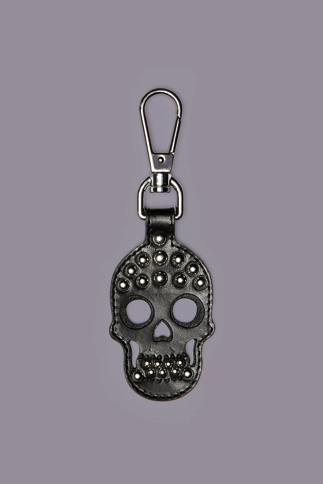 SKULL KEYCHAIN - BLACK WITH SILVER sold by R13