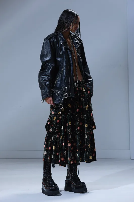 GATHERED CARGO SKIRT - MULTIFLORAL BLACK made by R13