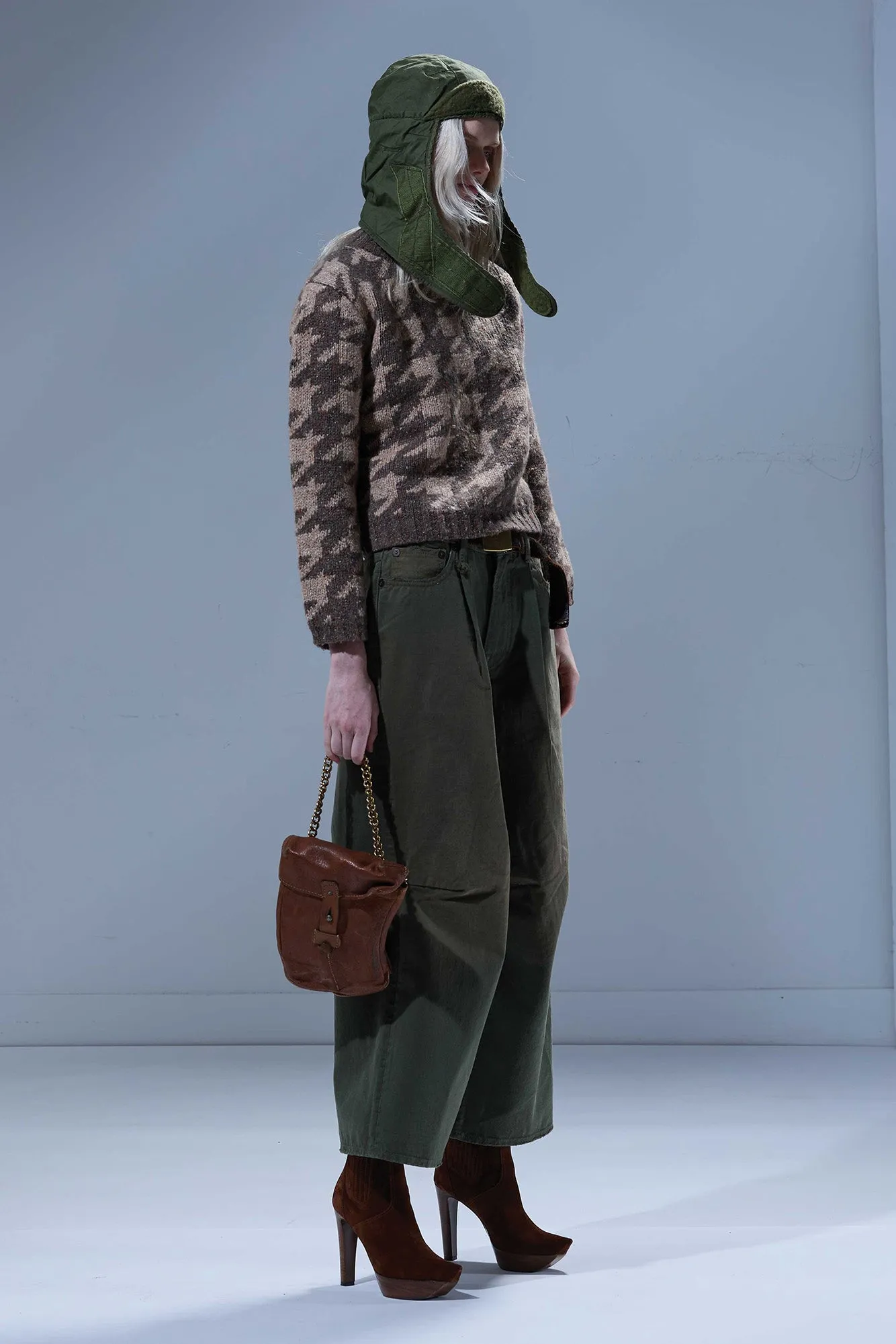 CROPPED WIDE LEG JEAN - VINTAGE OLIVE SELVEDGE GREEN sold by R13 product image thumbnail 2