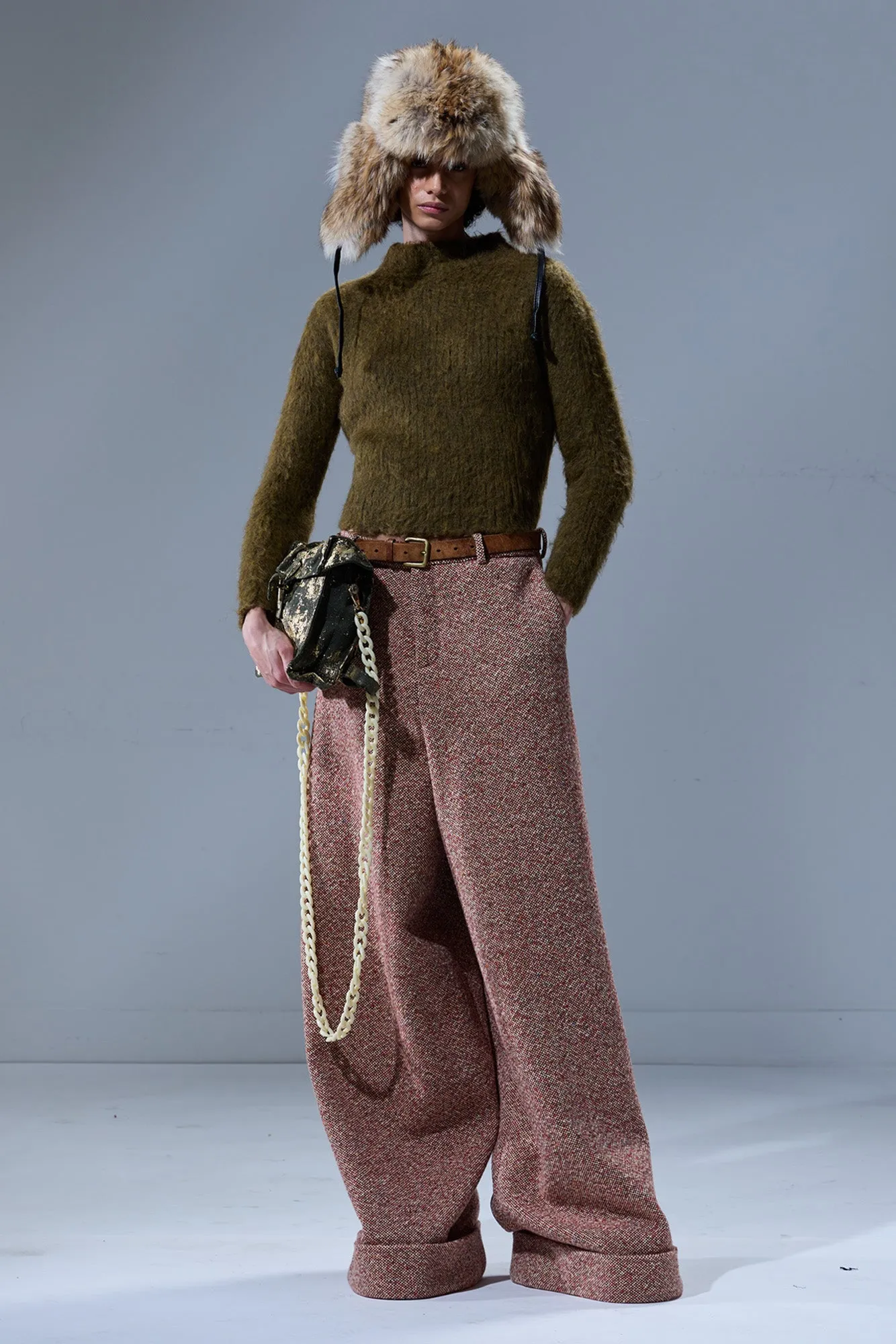 OVERSIZED SLOUCHY TROUSER - RED / CREAM sold by R13 product image thumbnail 2