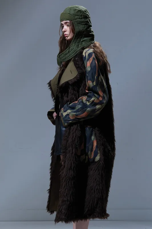 REVERSIBLE TRENCH LINER - BROWN made by R13