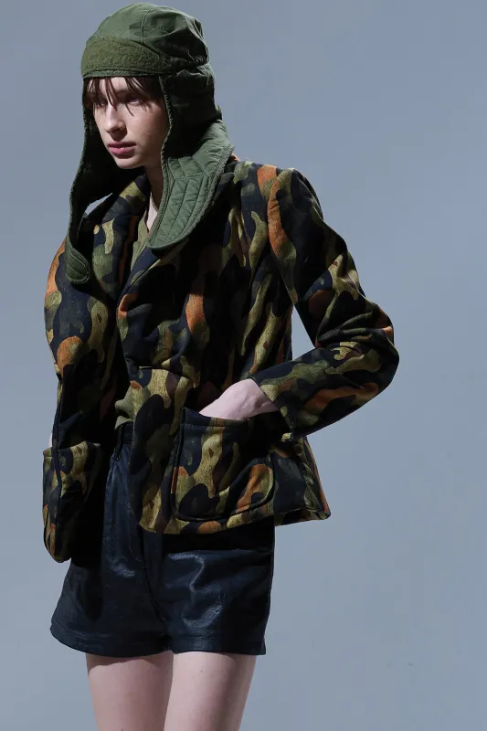 PADDED PEAK LAPEL SHRUNKEN BLAZER - DARK CAMO GREEN sold by R13