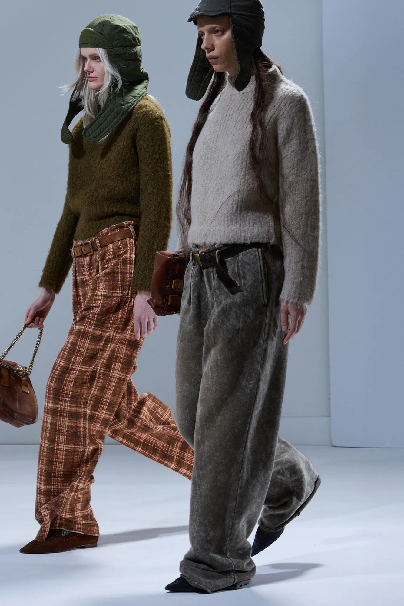 DOUBLE PLEAT SWEATPANT - ACID OLIVE GREEN sold by R13 product image thumbnail 2