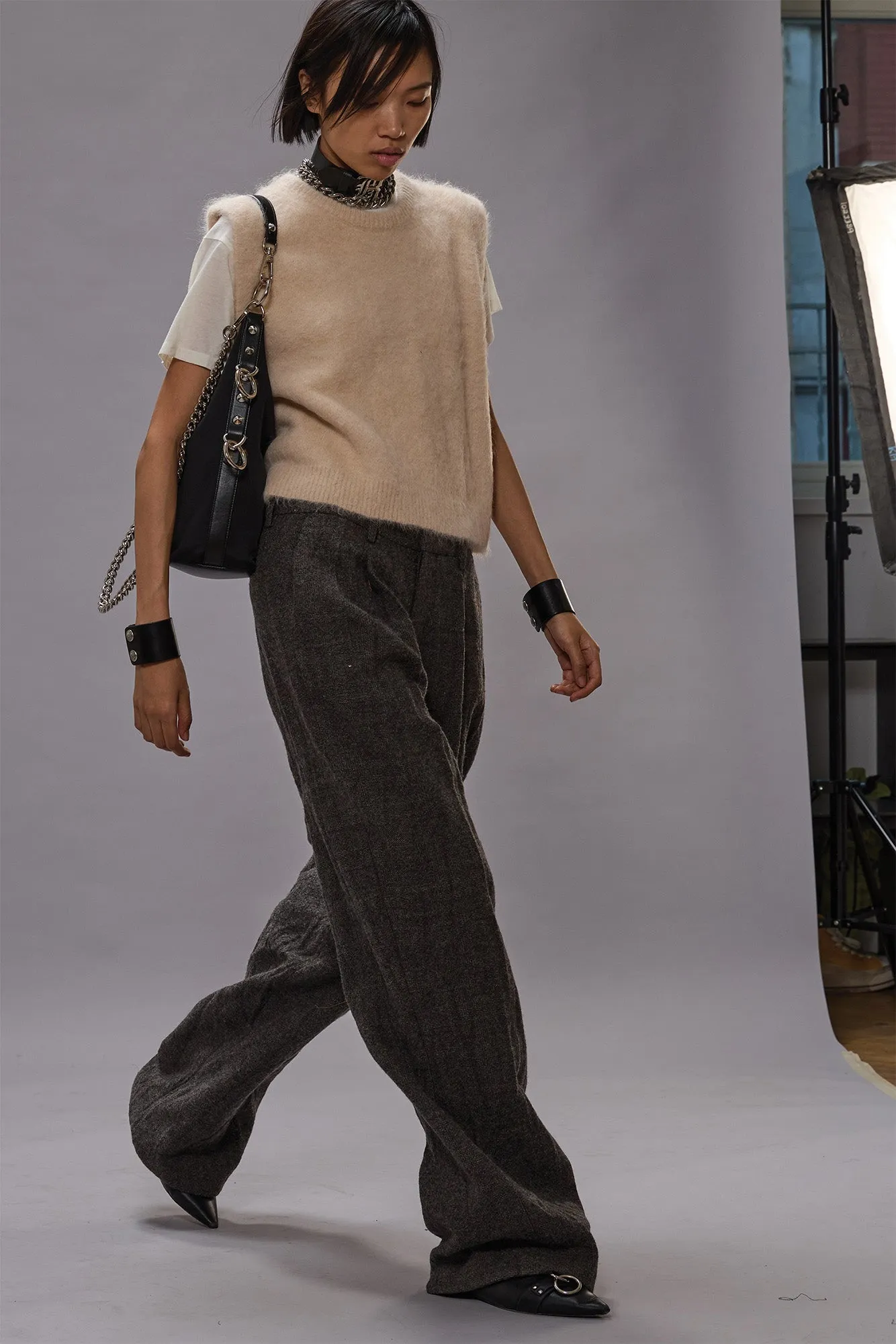 DEEP ARMHOLE VEST - OATMEAL sold by R13 product image thumbnail 2