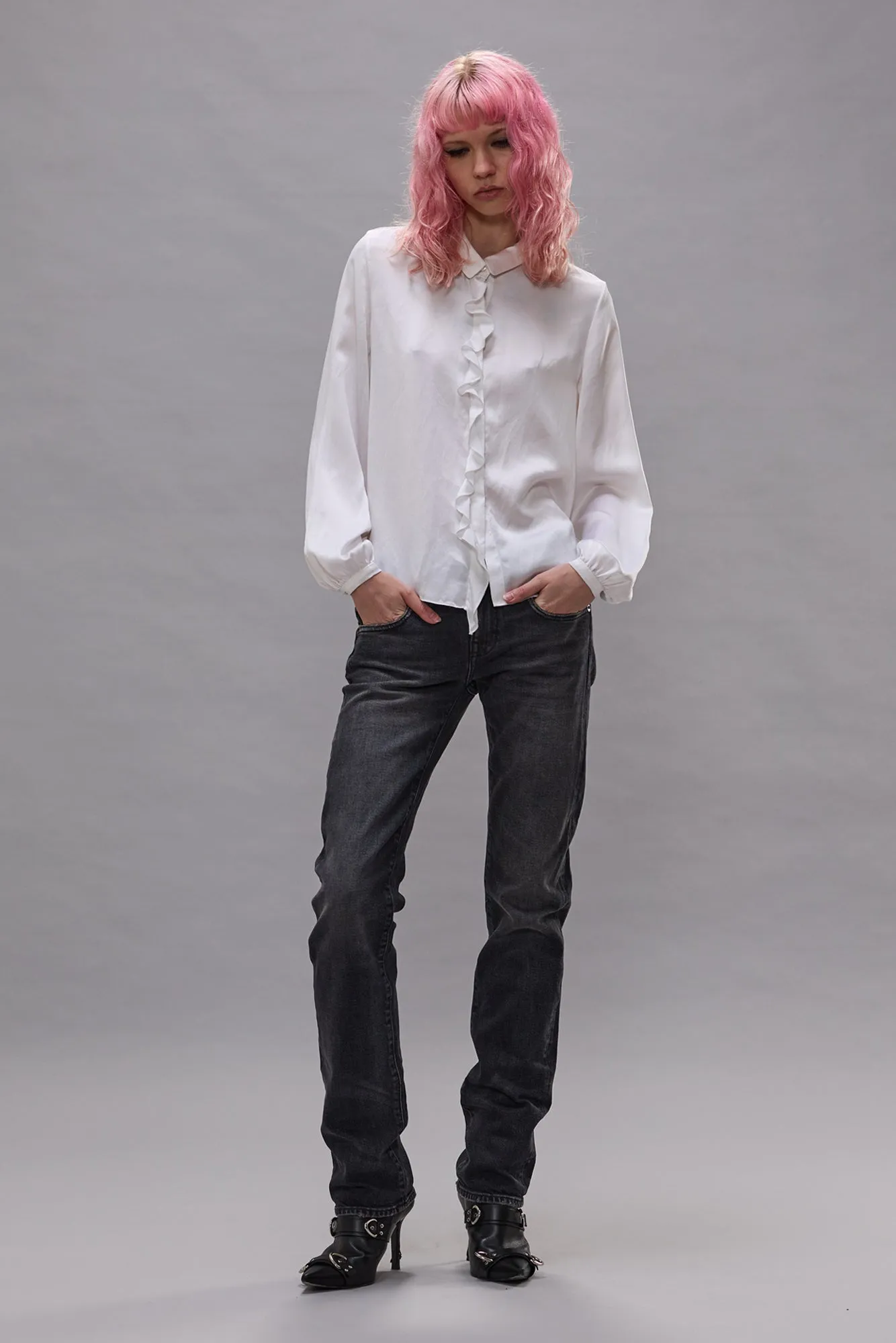 TOBI BOY - ESSEX BLACK STRETCH sold by R13