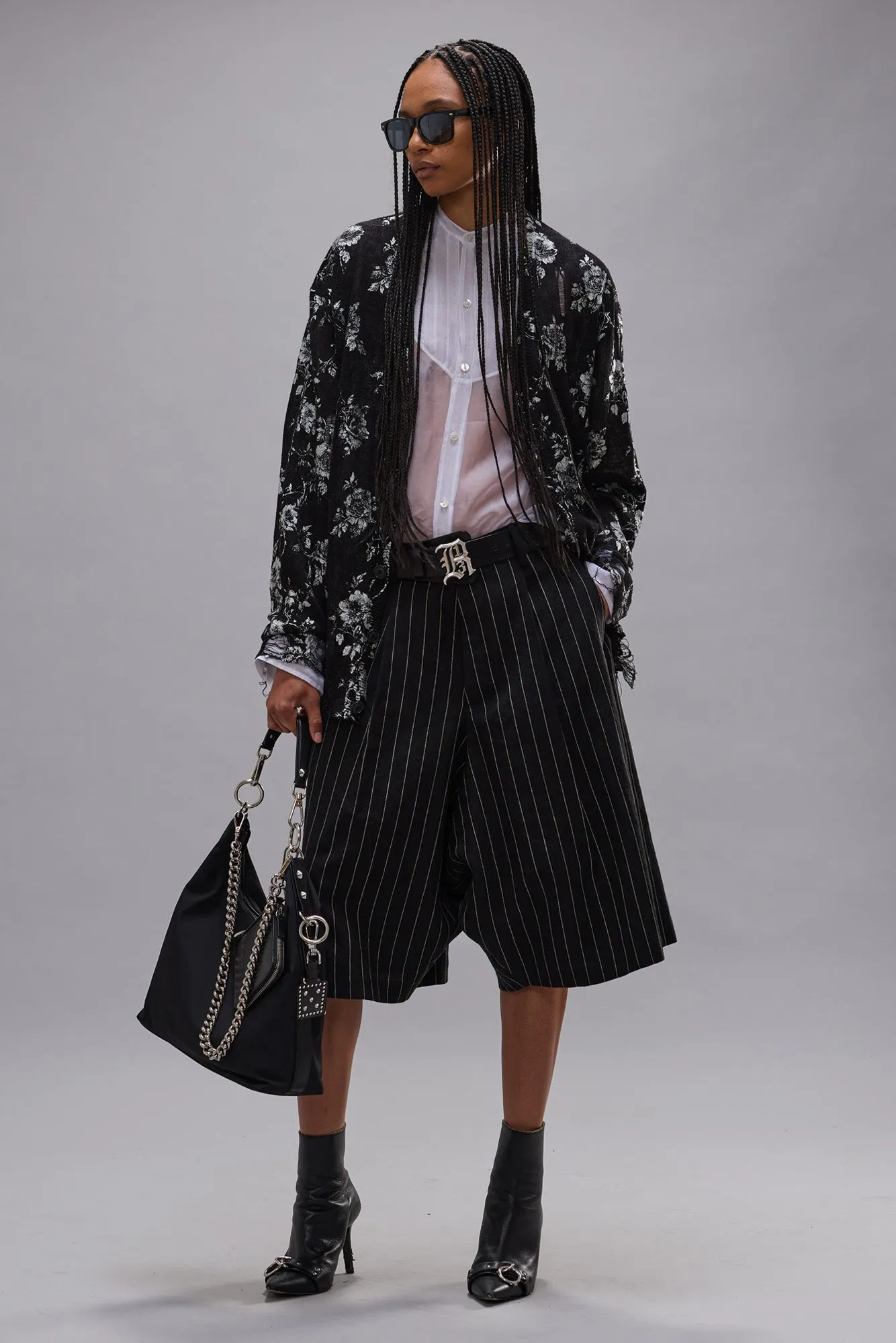 PRINTED BOYFRIEND CARDIGAN - SILVER FLORAL ON BLACK sold by R13 product image thumbnail 3