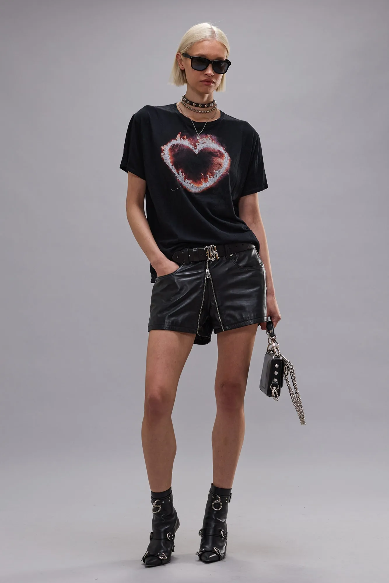 FLAMING HEART BOY T - BLACK sold by R13 product image thumbnail 2