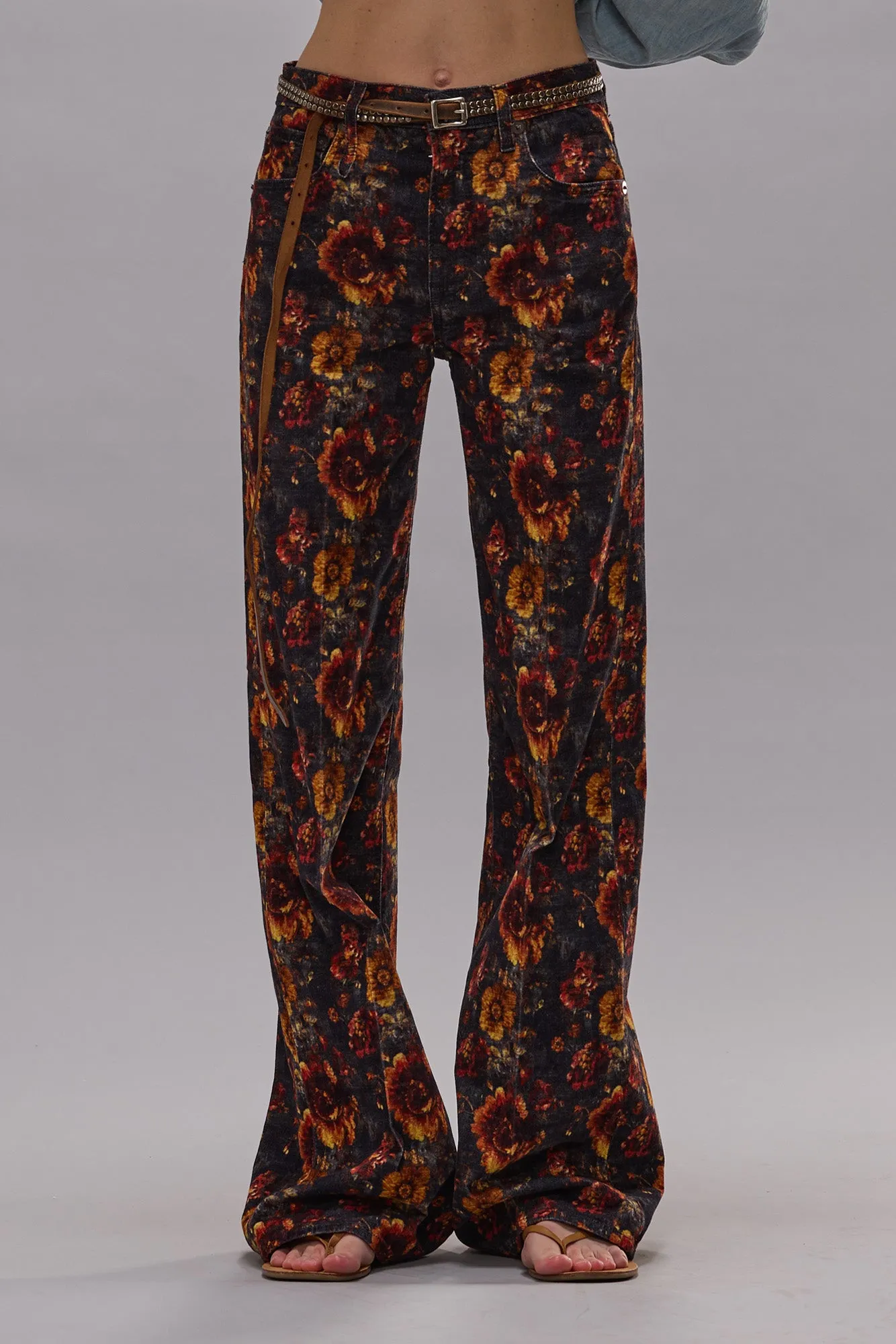 CHARLOTTE JEAN - NAVY BLUE FLORAL VELVETEEN sold by R13 product image thumbnail 3