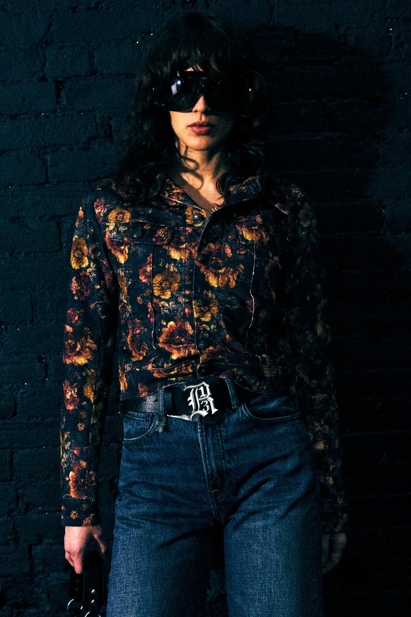 SKINNY TRUCKER JACKET - NAVY BLUE FLORAL VELVETEEN sold by R13