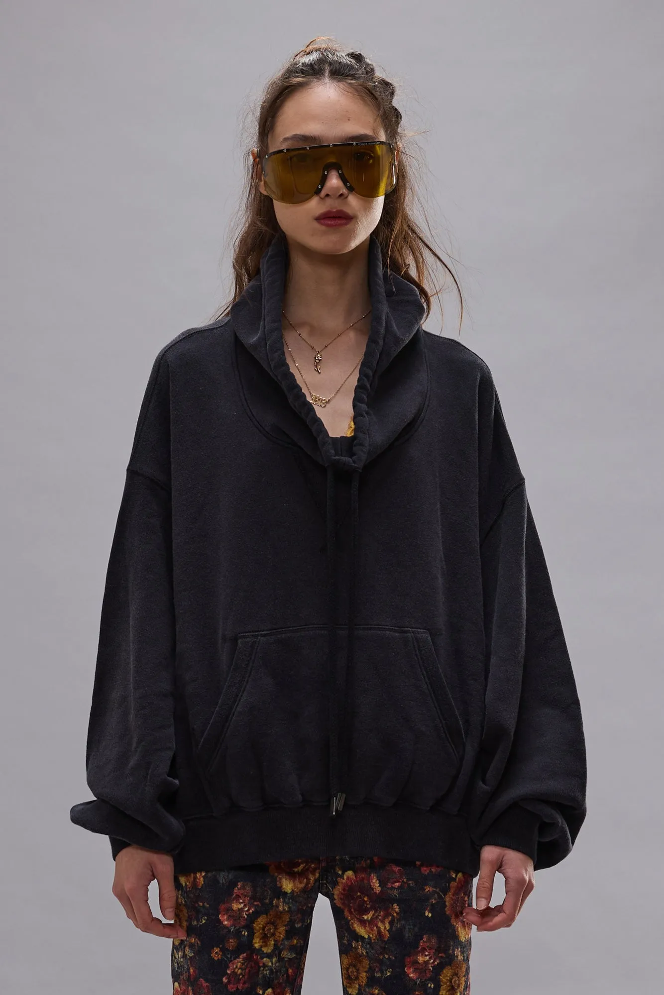 FUNNEL NECK CROPPED POPOVER - BLACK sold by R13 product image thumbnail 3