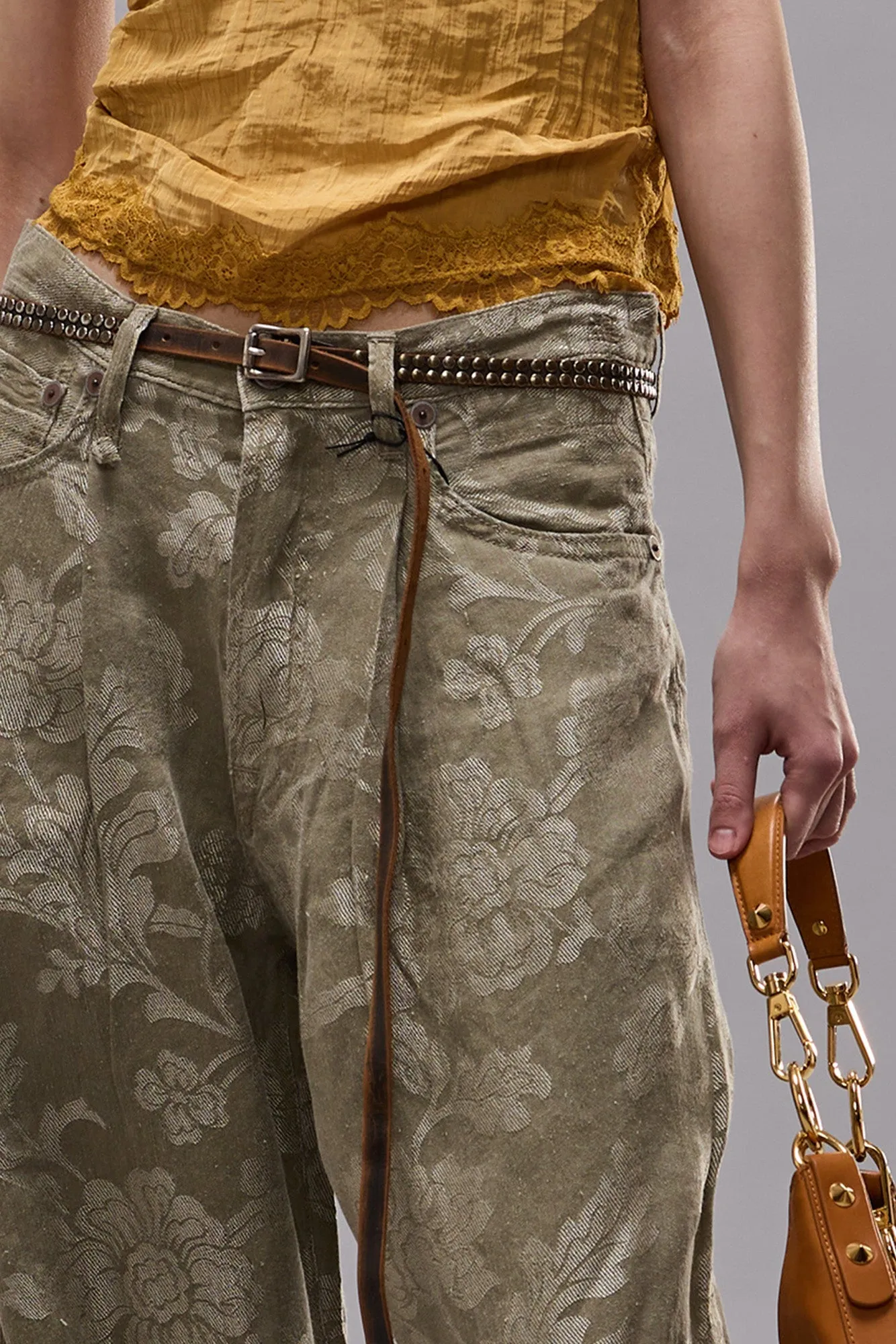 DAMON PLEATED TROUSER - OLIVE FLORAL sold by R13 product image thumbnail 3