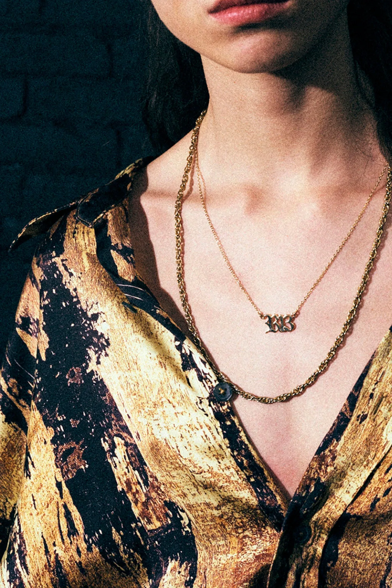 DROP NECK SHIRT - GOLD ON BLACK sold by R13 product image thumbnail 3