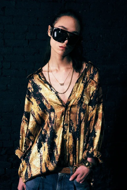 DROP NECK SHIRT - GOLD ON BLACK sold by R13