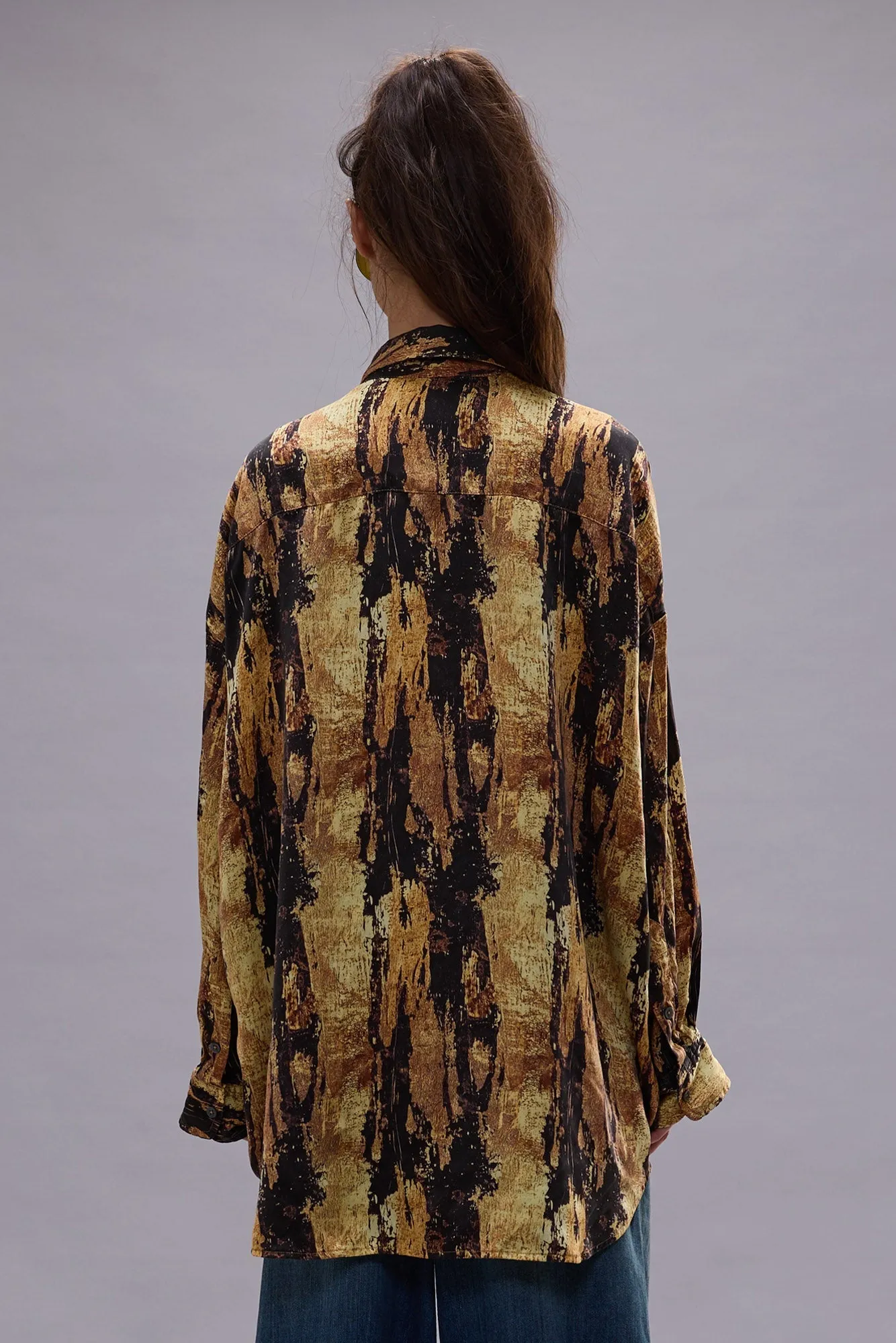 DROP NECK SHIRT - GOLD ON BLACK sold by R13 product image thumbnail 5