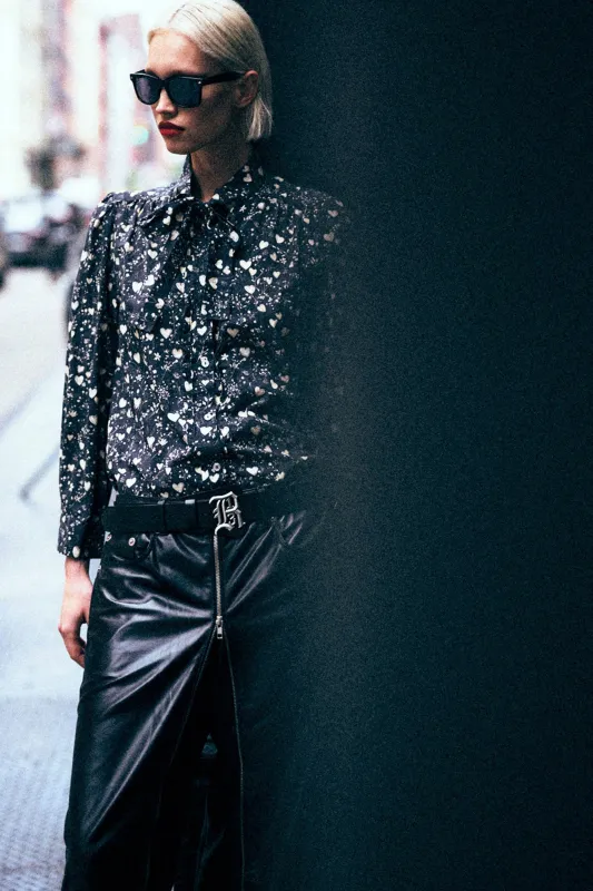 NECK TIE SHIRT - MINI HEARTS ON BLACK sold by R13