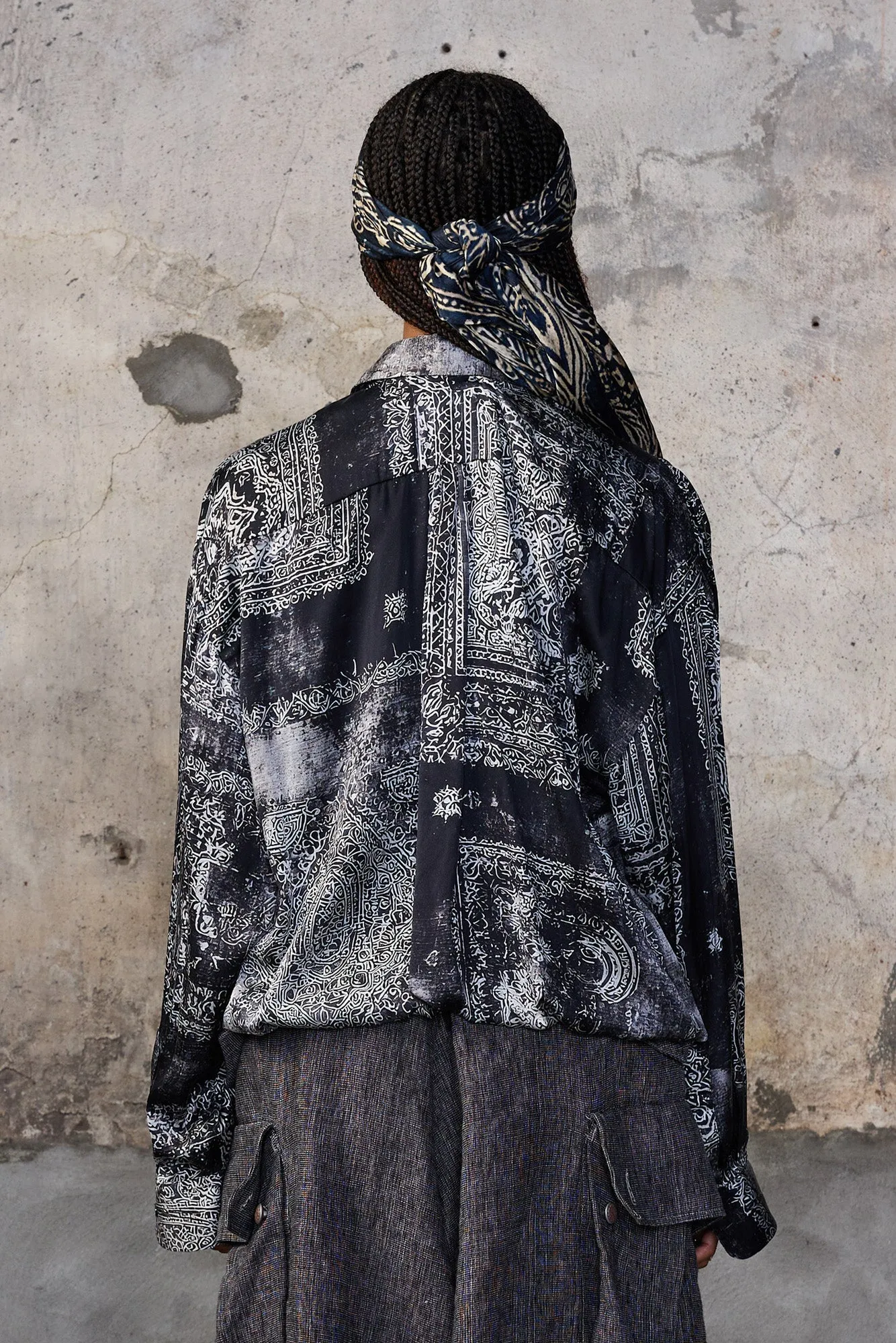 BUBBLE SHIRT WITH GATHERED YOKE - BLACK MULTI MEDALLION sold by R13 product image thumbnail 4