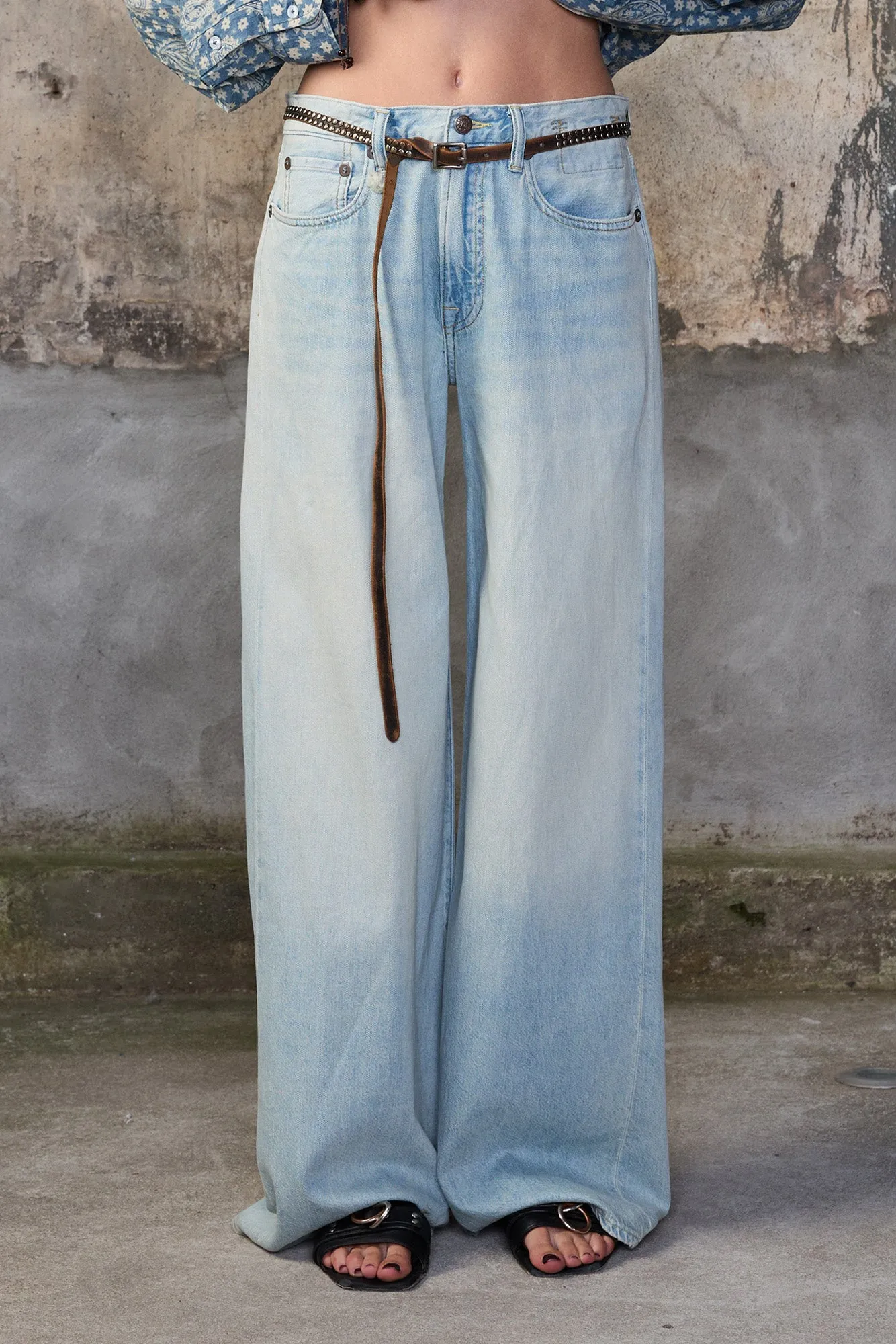 D'ARCY FLARE JEAN - LENNON BLUE sold by R13 product image thumbnail 2