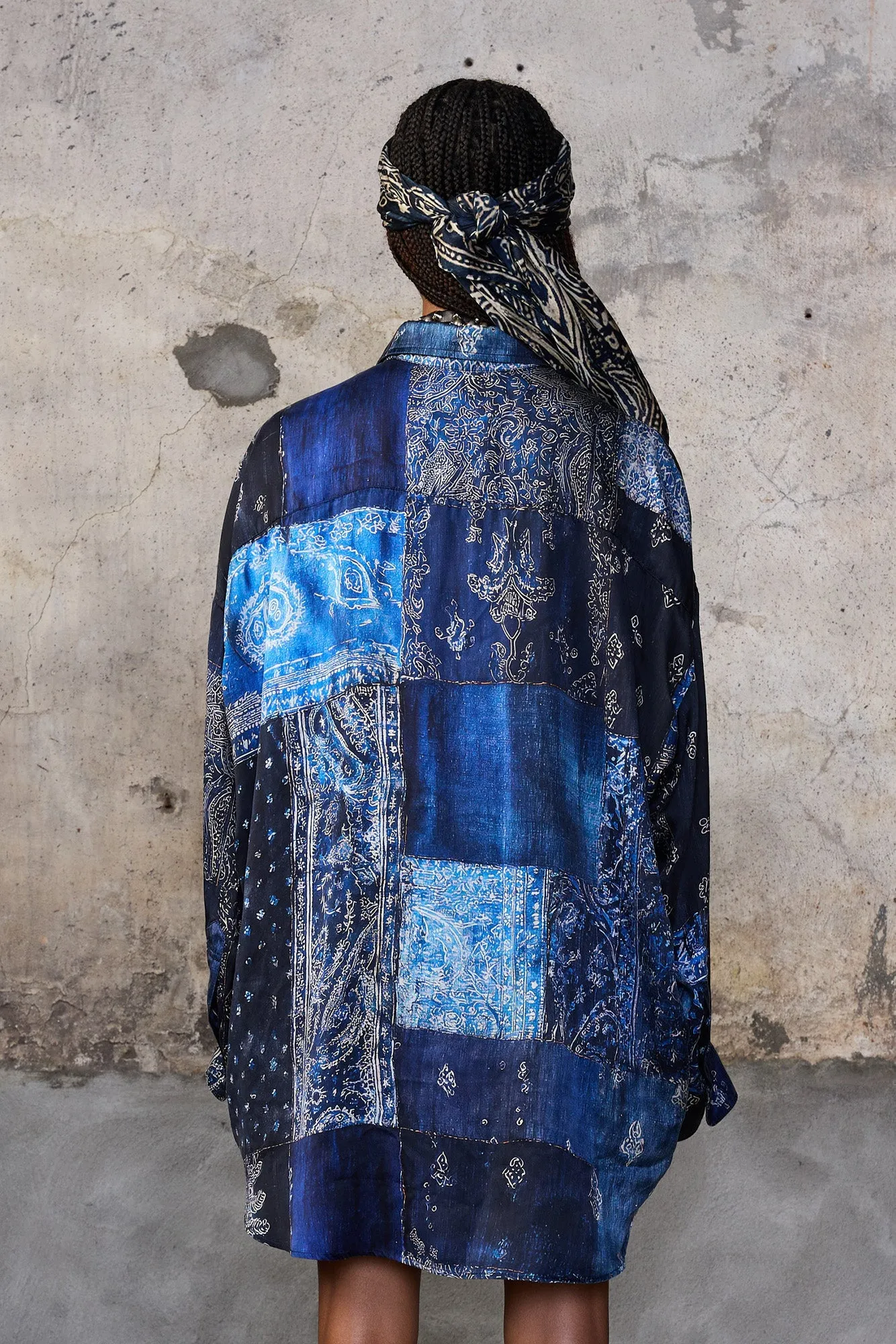 DROP NECK SHIRT - BLUE MULTI BANDANA PRINT sold by R13 product image thumbnail 5