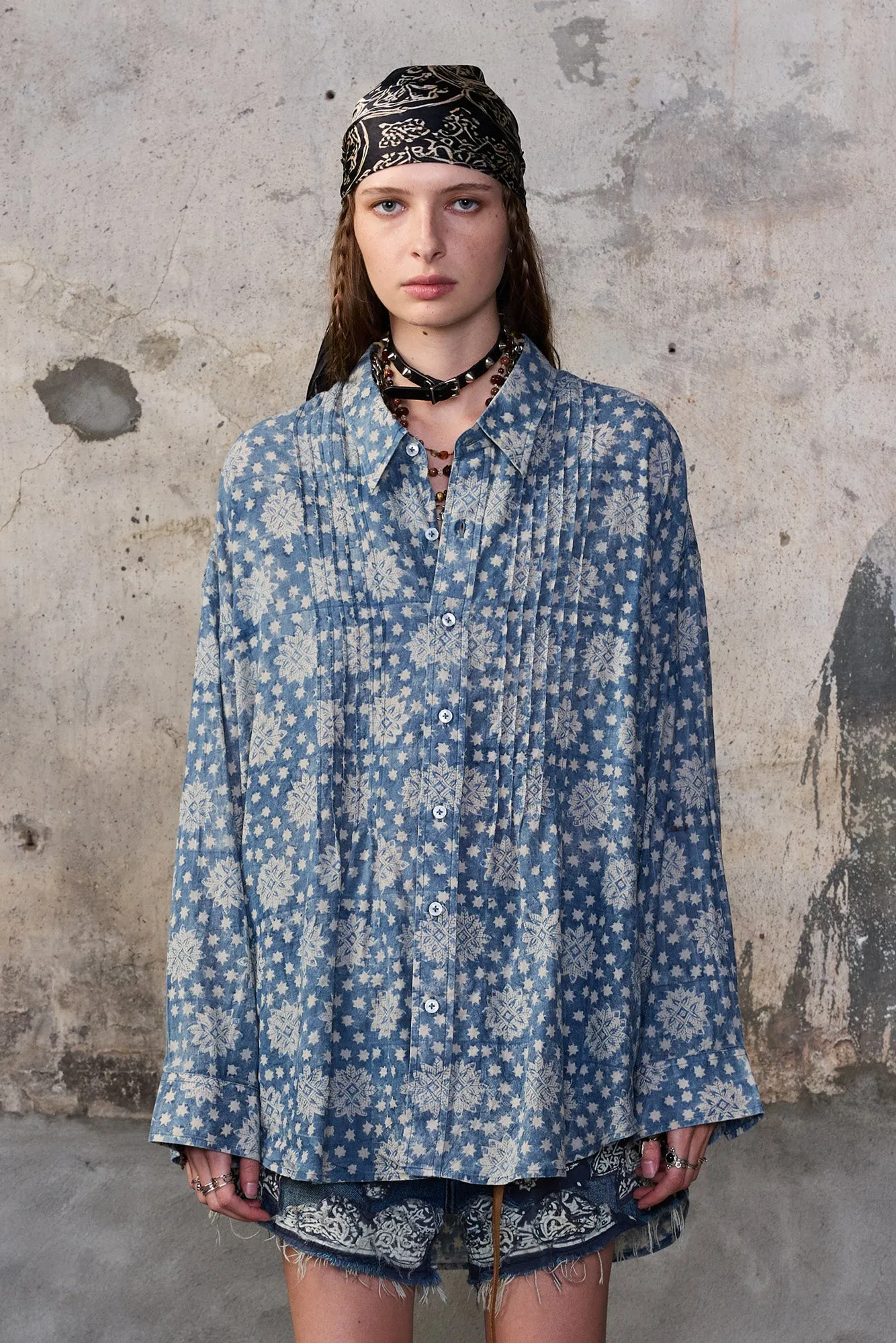 PINTUCK DROP NECK SHIRT - BLUE INDIGO MEDALLION sold by R13 product image thumbnail 4