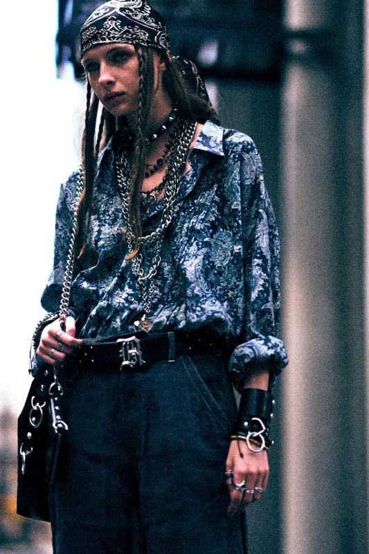 PINTUCK DROP NECK SHIRT - BLUE INDIGO PAISLEY made by R13