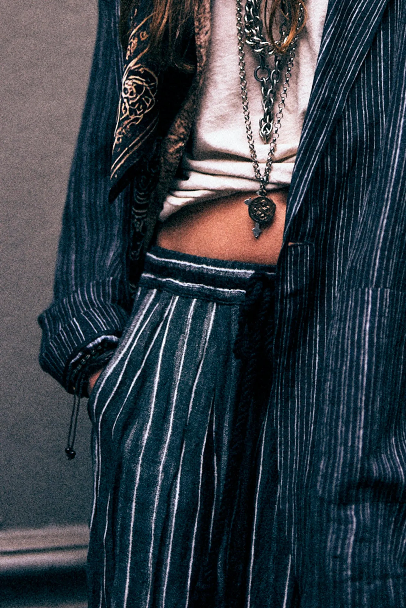 PLEATED RELAXED PANT WITH ELASTIC WAIST - DARK GREY WIDE STRIPE sold by R13 product image thumbnail 2