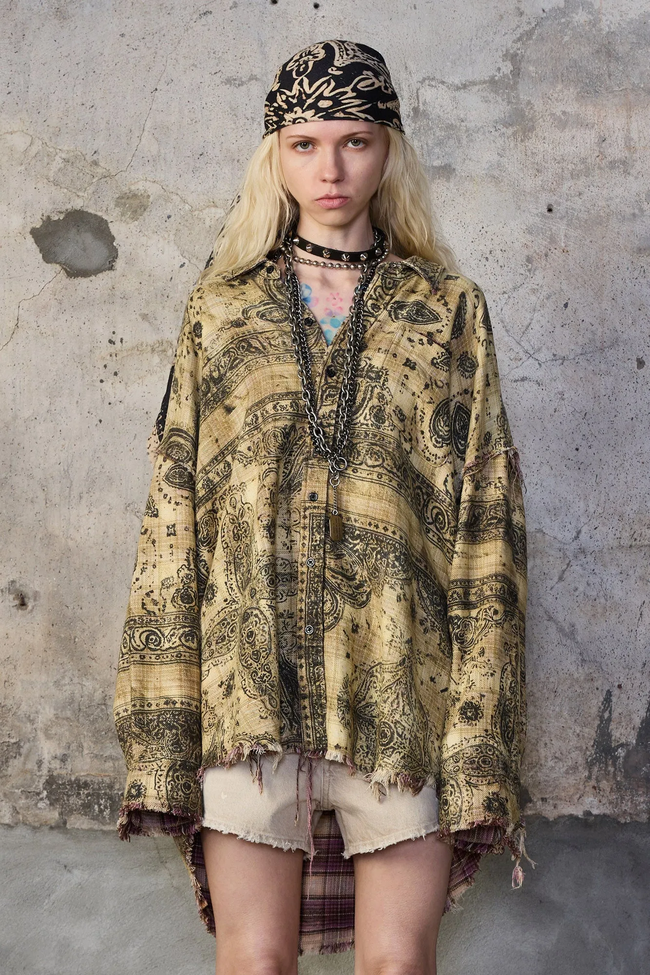 SHREDDED SEAM DROP NECK SHIRT - KHAKI BANDANA BLACK OVERPRINT sold by R13 product image thumbnail 4