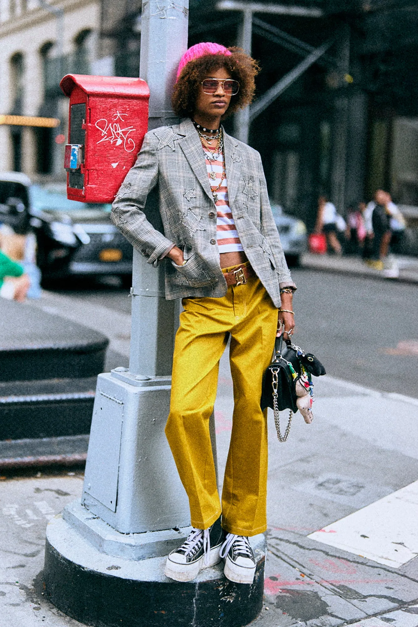 BOYFRIEND NOTCH LAPEL BLAZER - SMALL KHAKI PLAID sold by R13 product image thumbnail 2