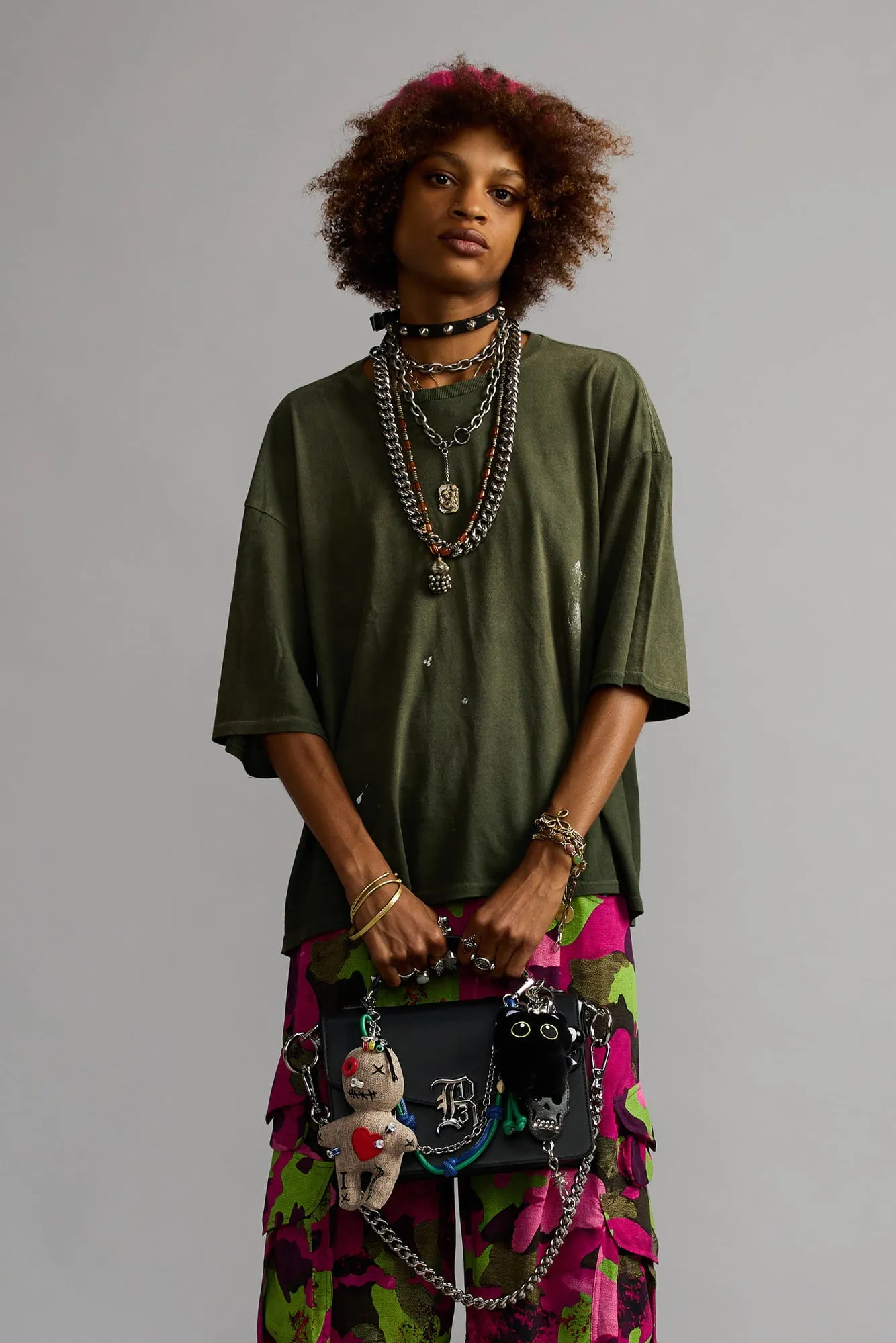 OVERSIZED T - WASHED OLIVE GREEN sold by R13