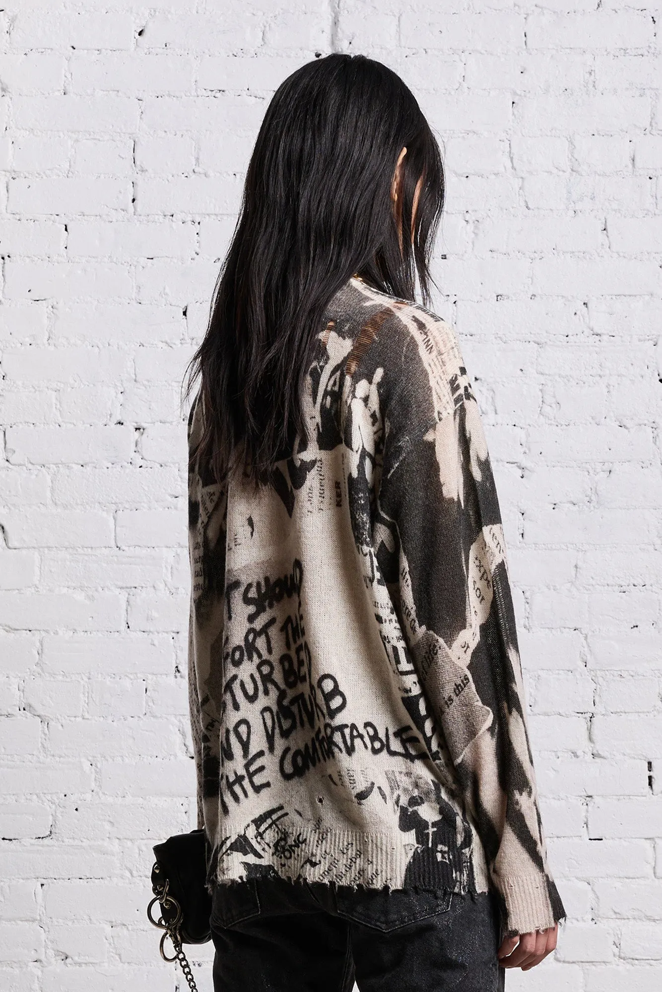 PRINTED BOYFRIEND SWEATER - NEWSPAPER sold by R13 product image thumbnail 5