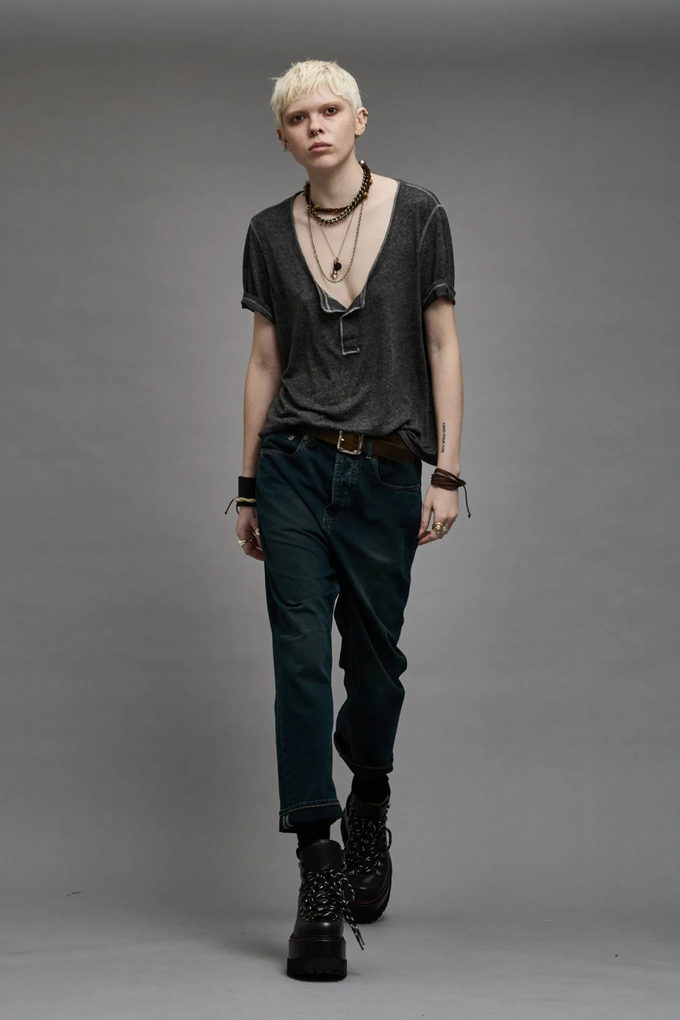 LOW NECK HENLEY TEE - CHARCOAL sold by R13 product image thumbnail 2