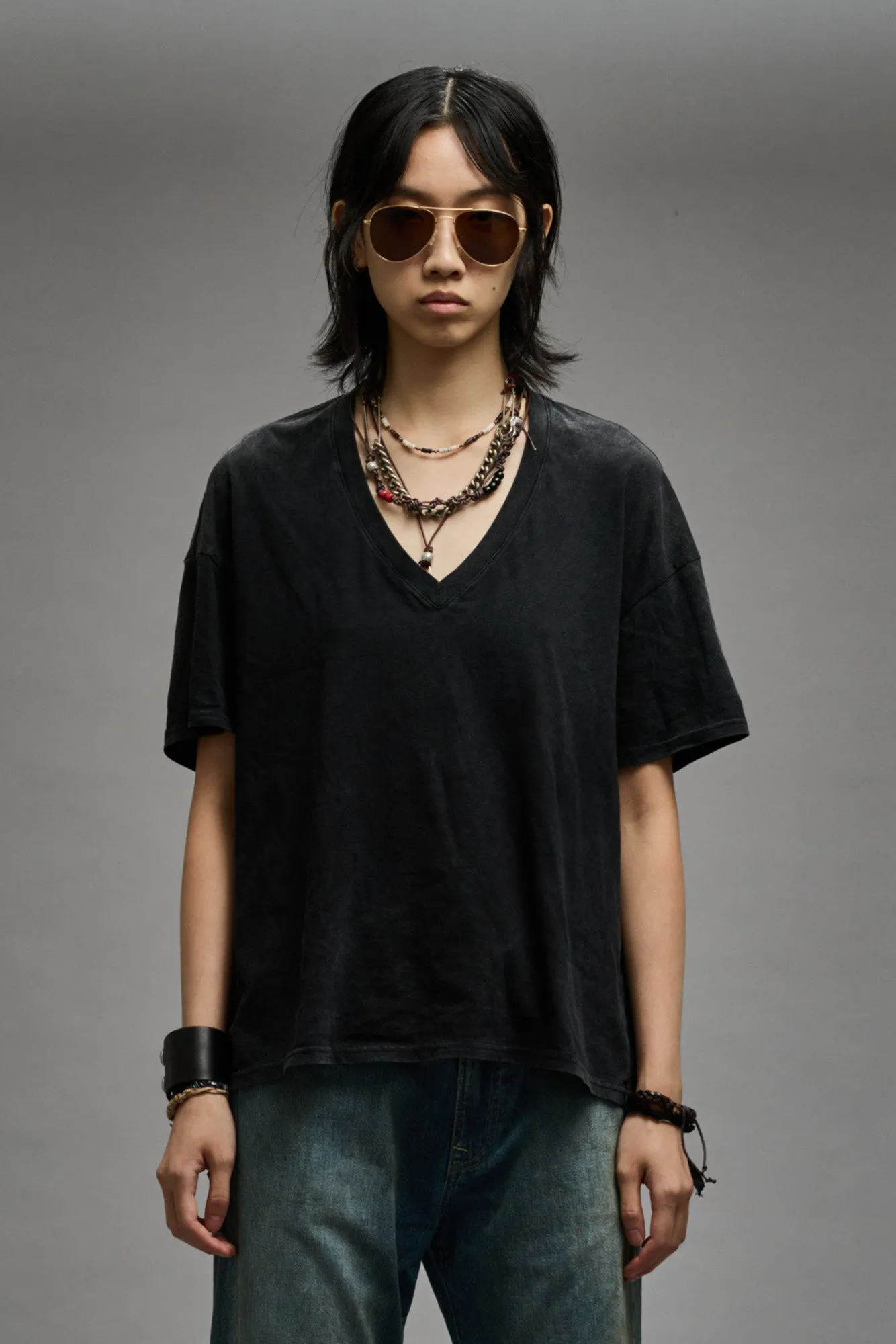 V-NECK RELAXED T - BLACK sold by R13 product image thumbnail 3