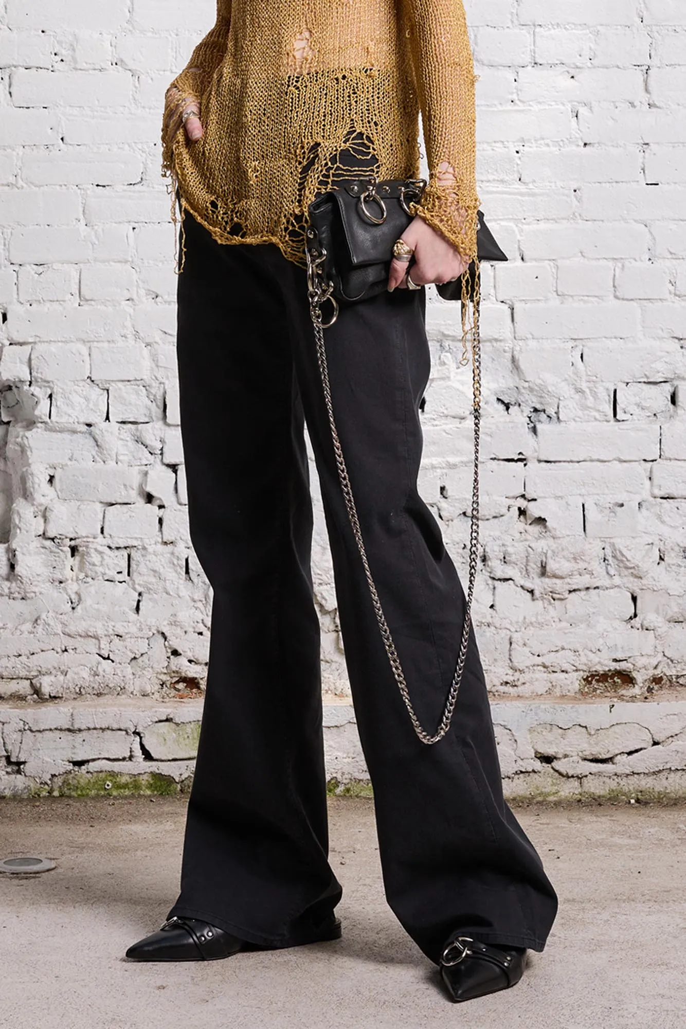 JANE JEAN - BLACK BEDFORD CORD STRETCH sold by R13