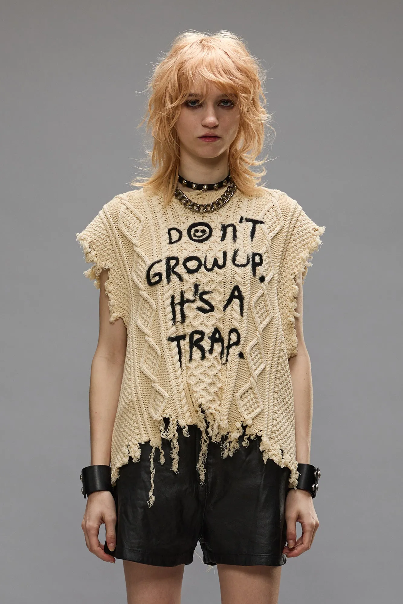 CABLE SWEATER VEST - CREAM sold by R13 product image thumbnail 3