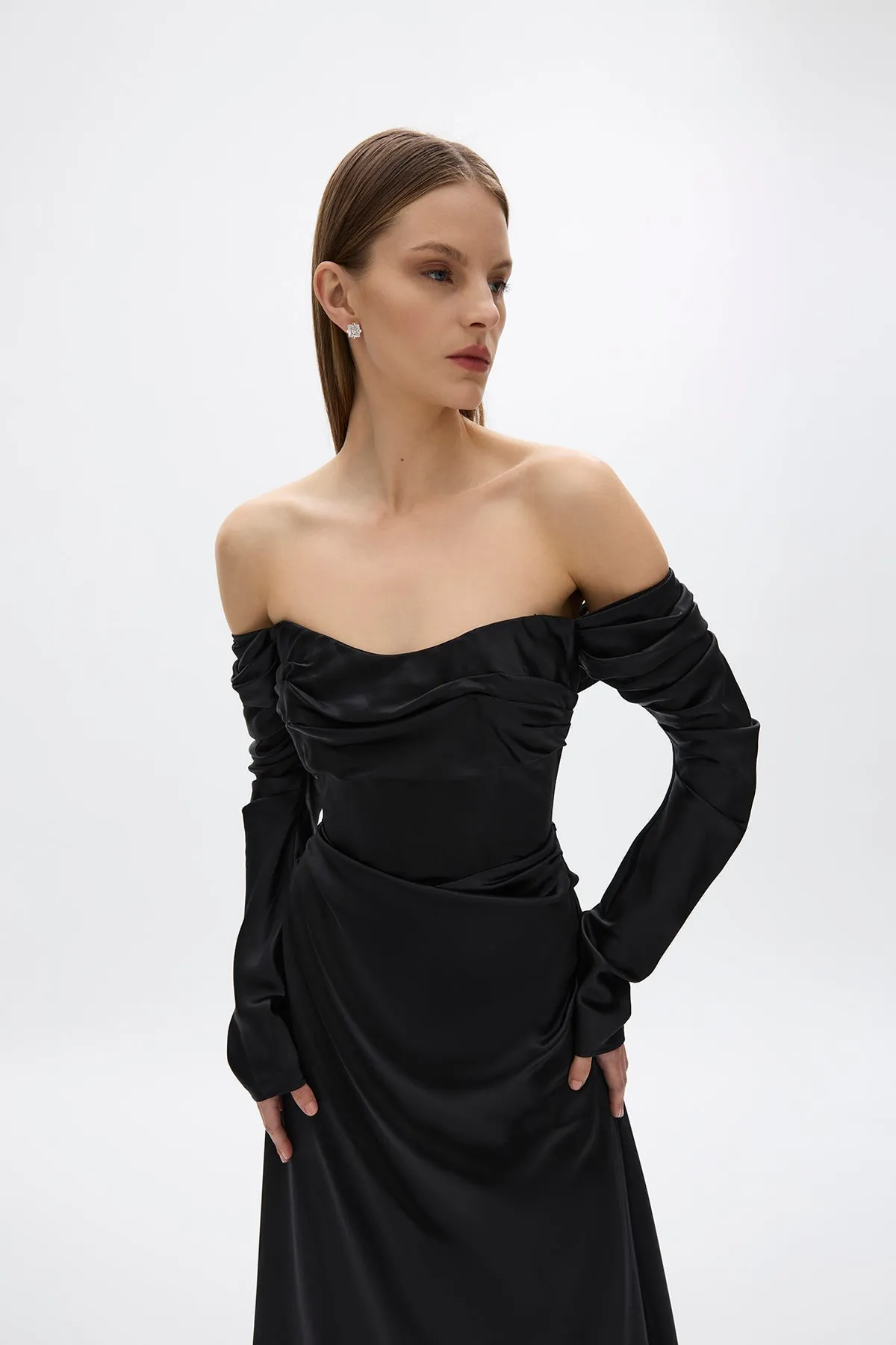 LUCIEN SLEEVE GOWN sold by Rachel Gilbert product image thumbnail 3