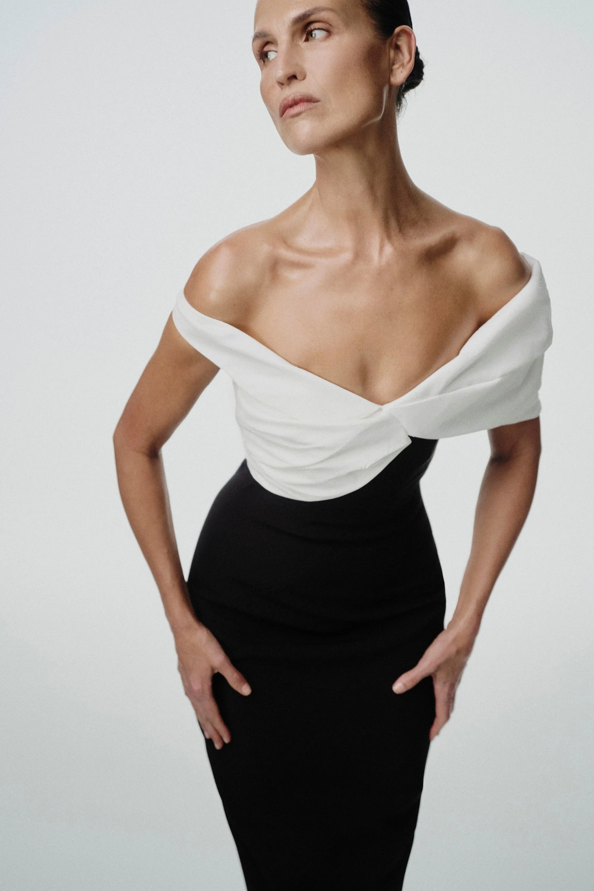 Delila Gown sold by Rachel Gilbert product image thumbnail 5