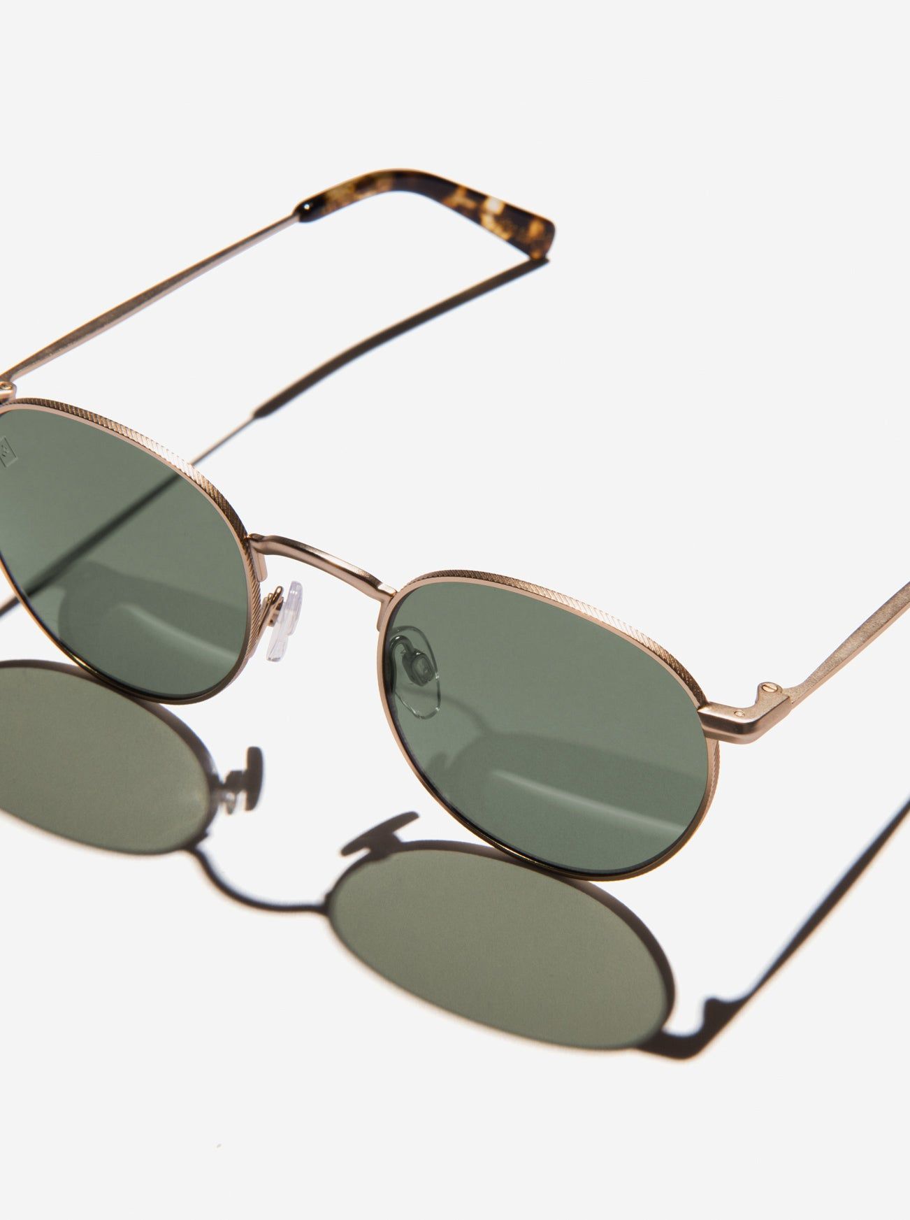 BENSON-Shiny Light Gold + Haze / Green Polarized-48 sold by RAEN product image thumbnail 4